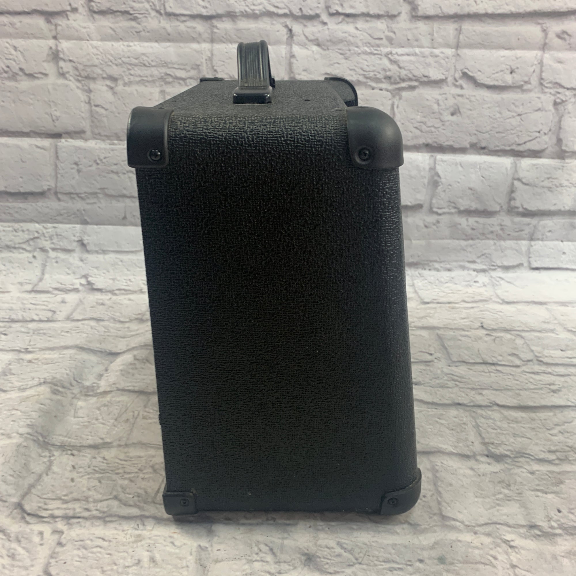 Crate XT15R Guitar Combo (clean only) As-Is