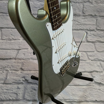 Fernandes Revival S-Standard Electric Guitar MIJ Silver Sparkle - New Old Stock!