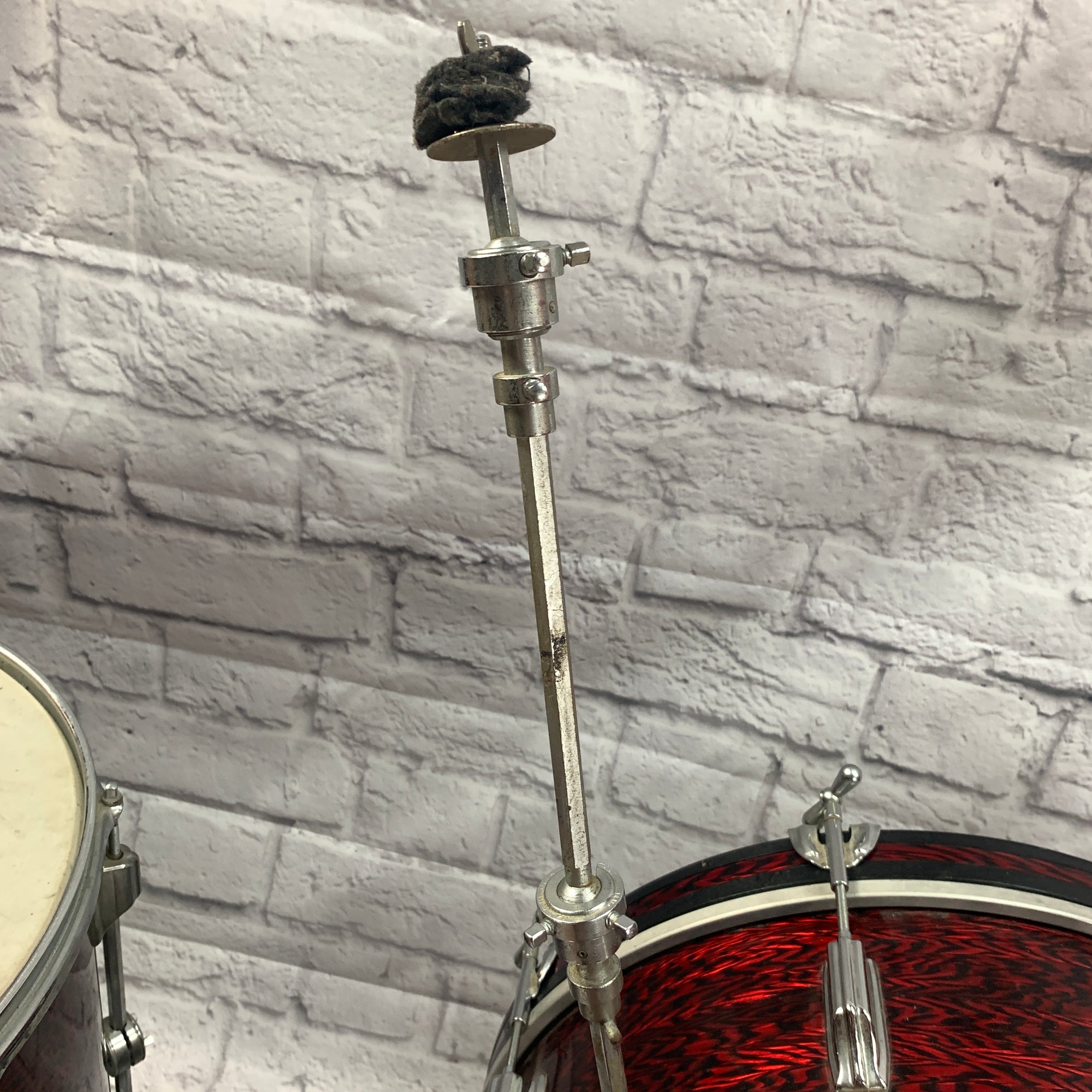 Vintage Rogers Holiday Swingtime 3pc Drum Kit in Red Onyx