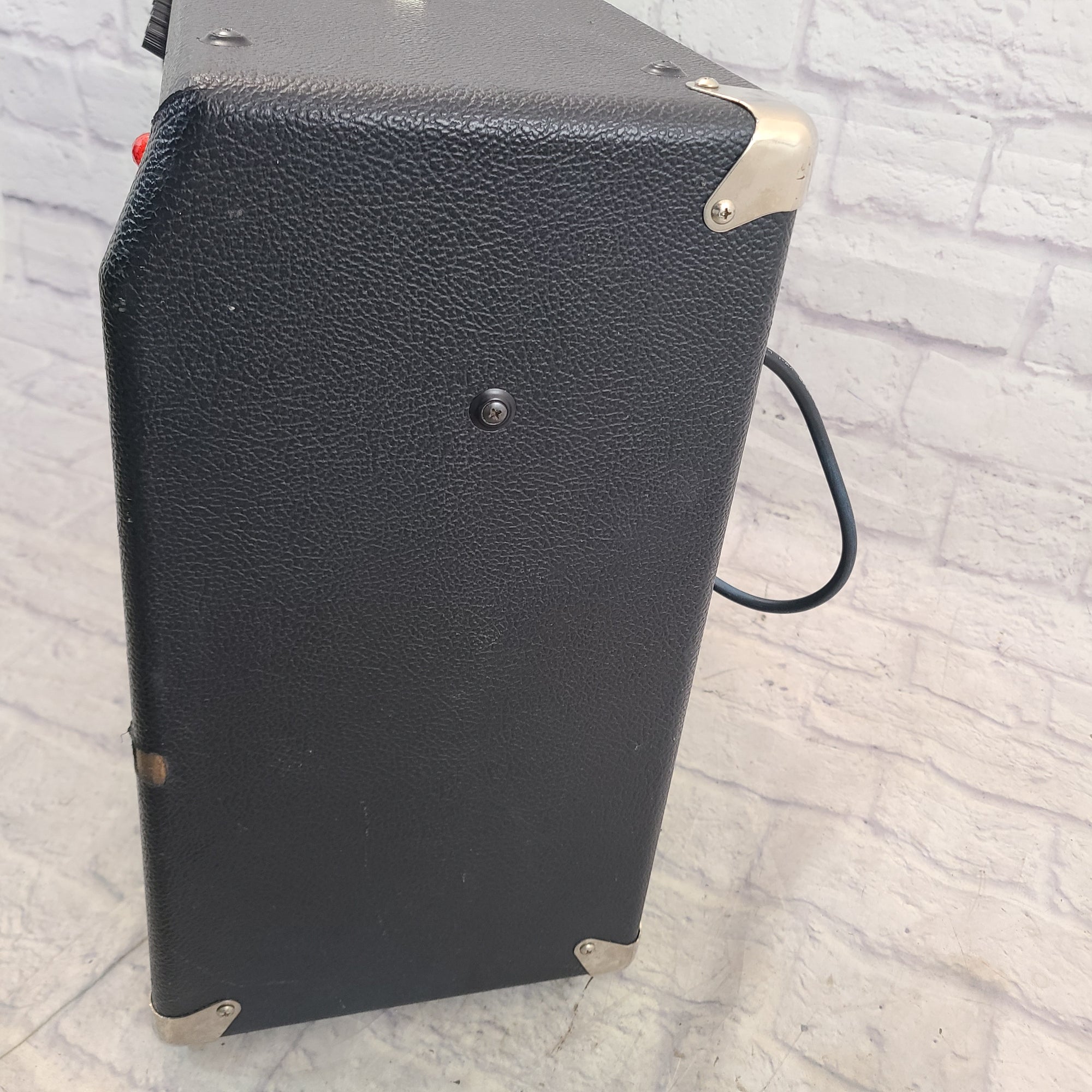 Fender 212R Solid State  Guitar Combo Amp