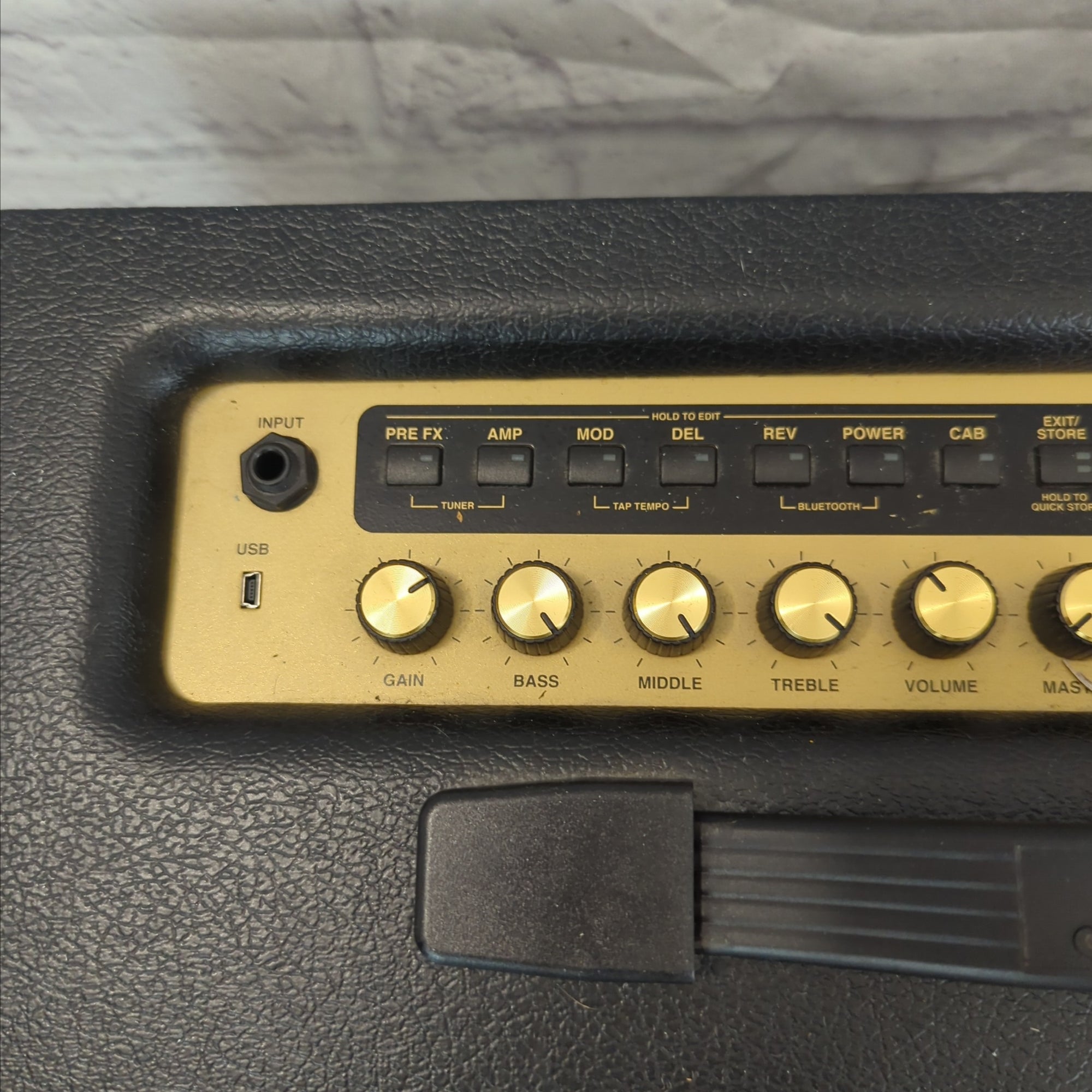 Marshall Code 50 1x12" 50-watt Digital Modeling Combo Amp & foot switch