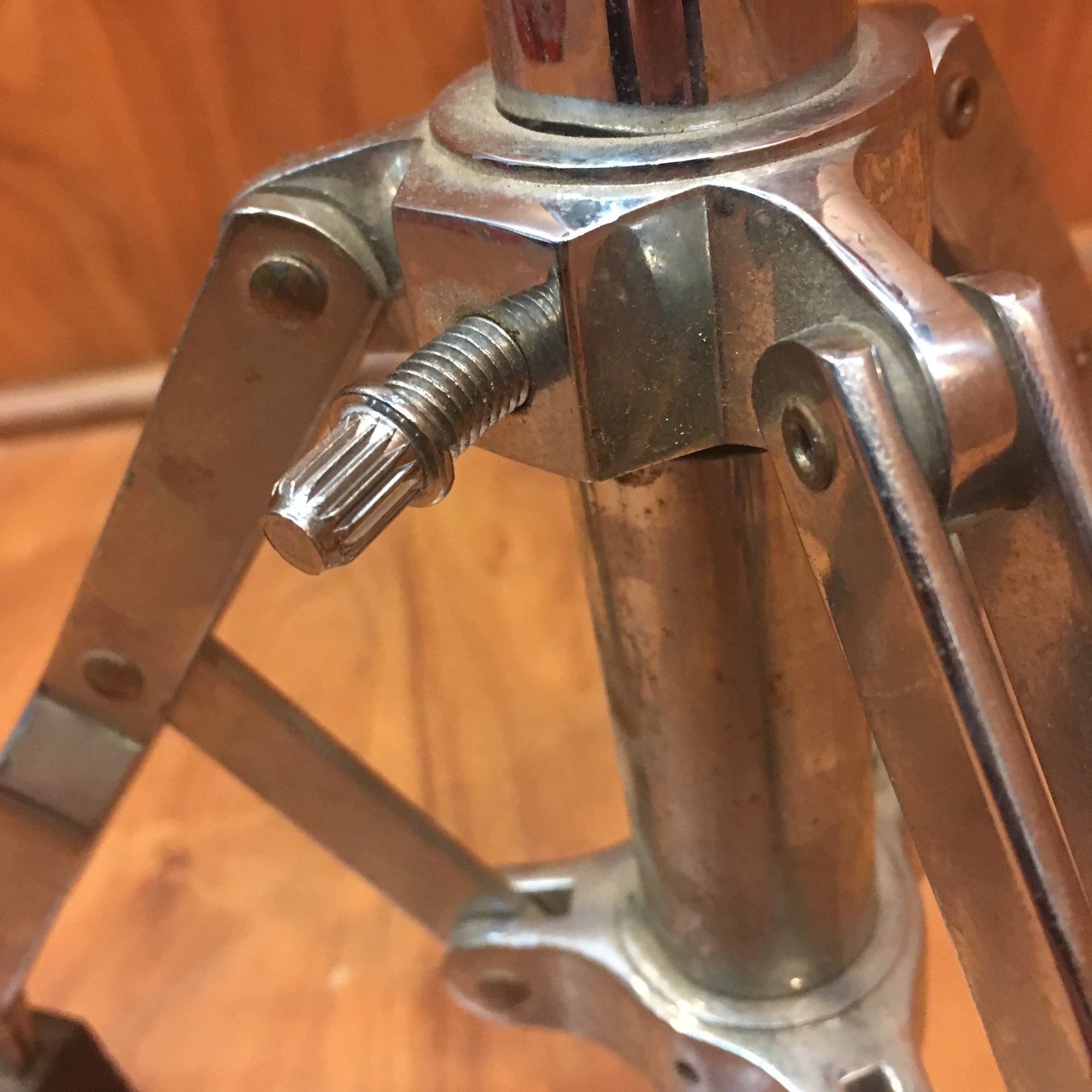 Unknown Brand MINI Snare Stand (only holds 13" drums and smaller)
