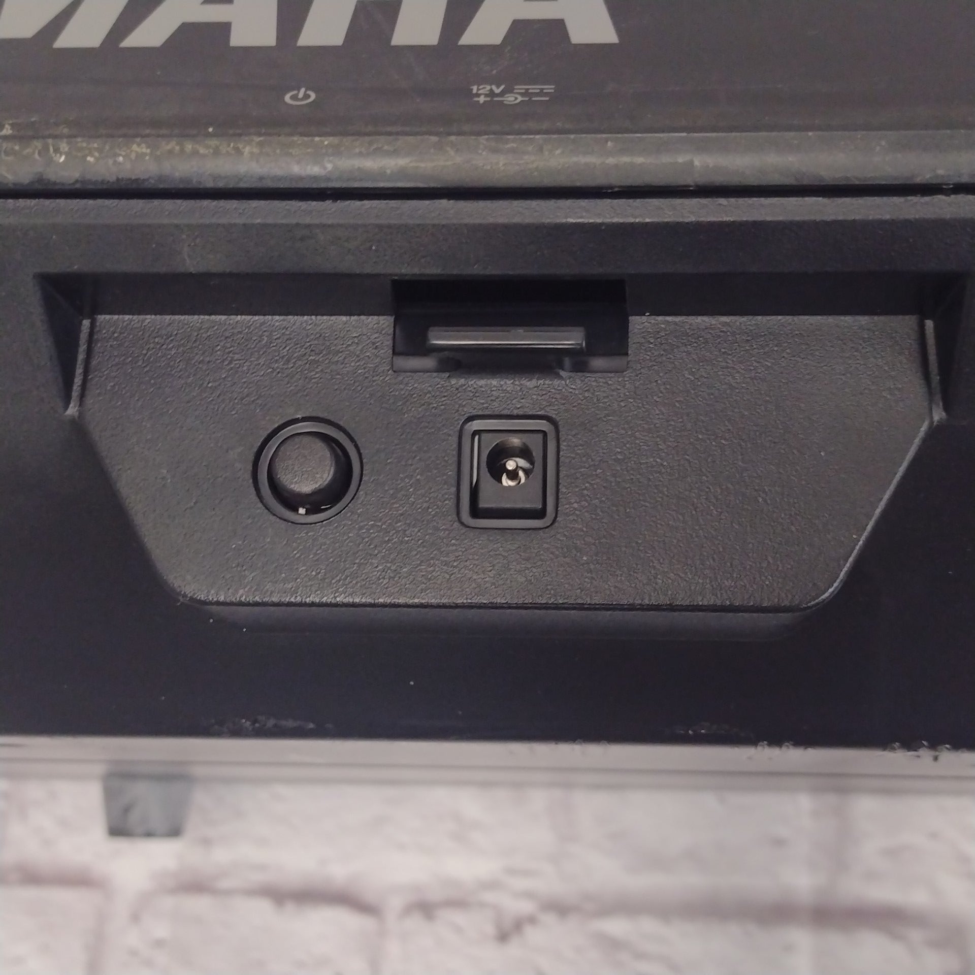 Yamaha MOX8 88-Key Workstation Keyboard