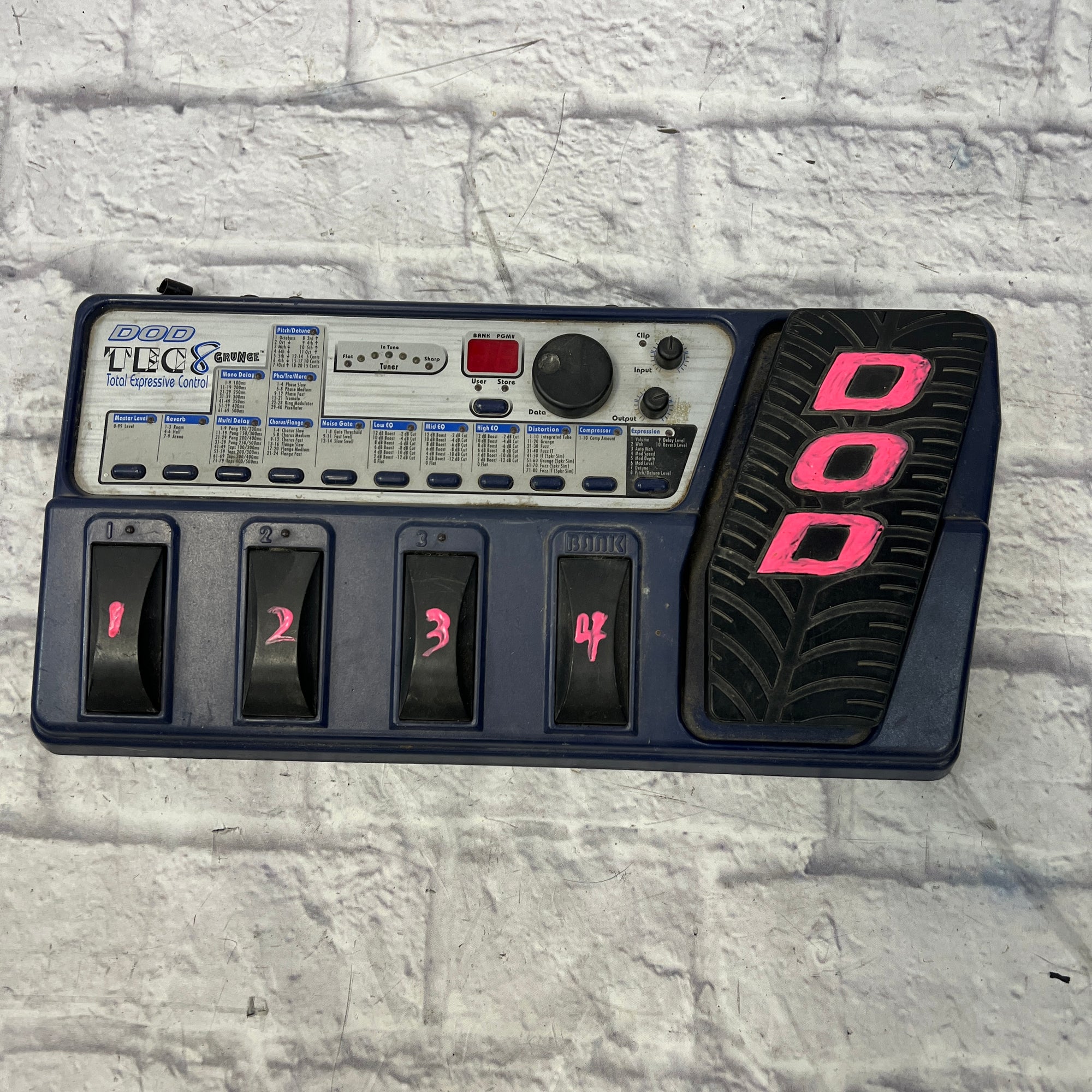 dod reverb pedal DOD TEC8 Grunge Multieffects Pedal
