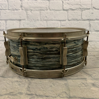 WFL Super Classic 5.5" x 14" Snare Drum - Blue Oyster Pearl