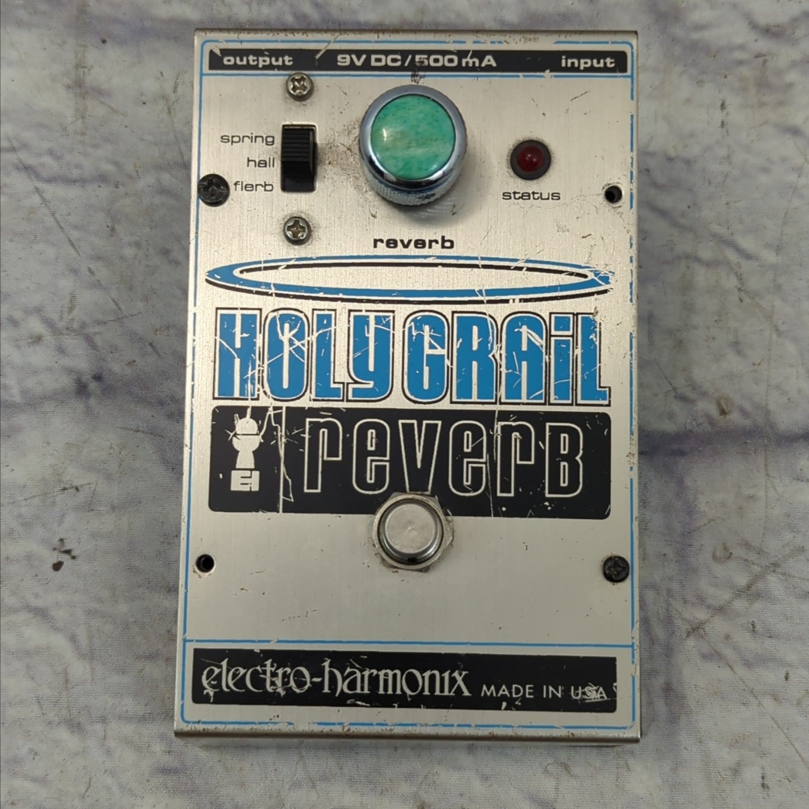 holy grail reverb pedal Electro-Harmonix Holy Grail V1 Reverb Pedal