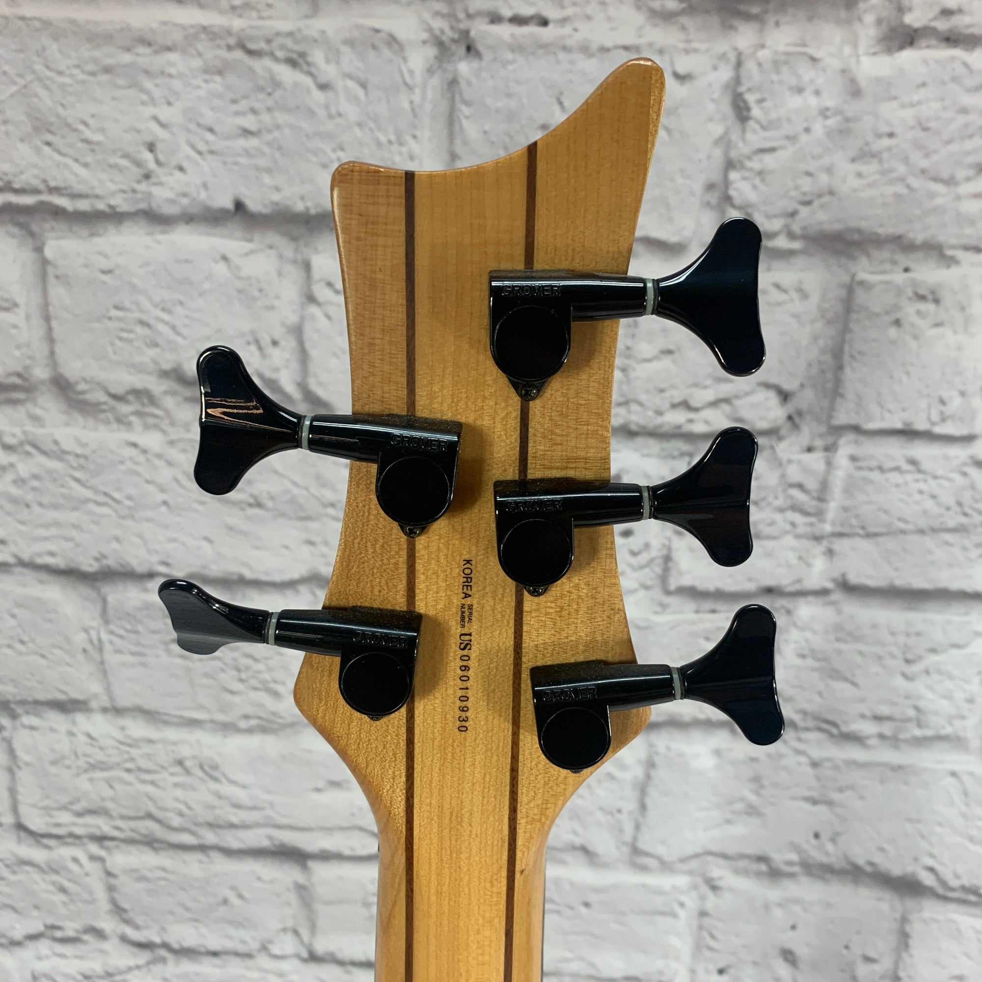 Dean Edge 5 String Bass