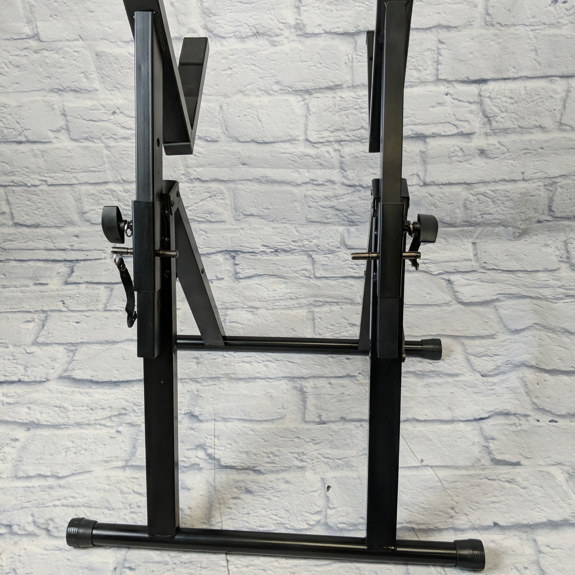 Stage Mate amplifier and speaker stand - adjustable black