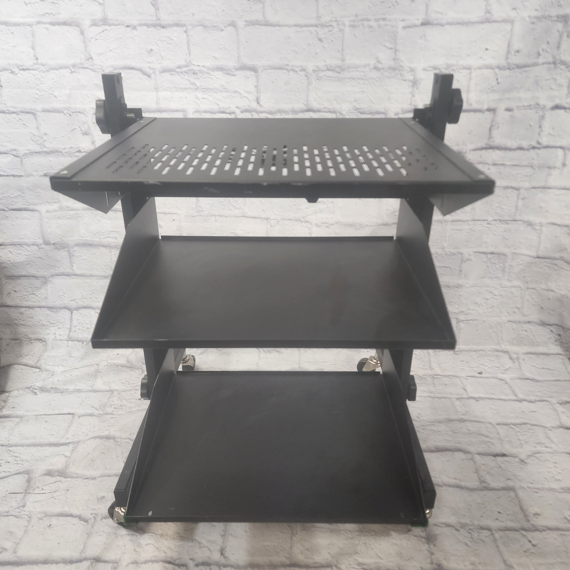 Unknown Rolling 15u Rack Shelf