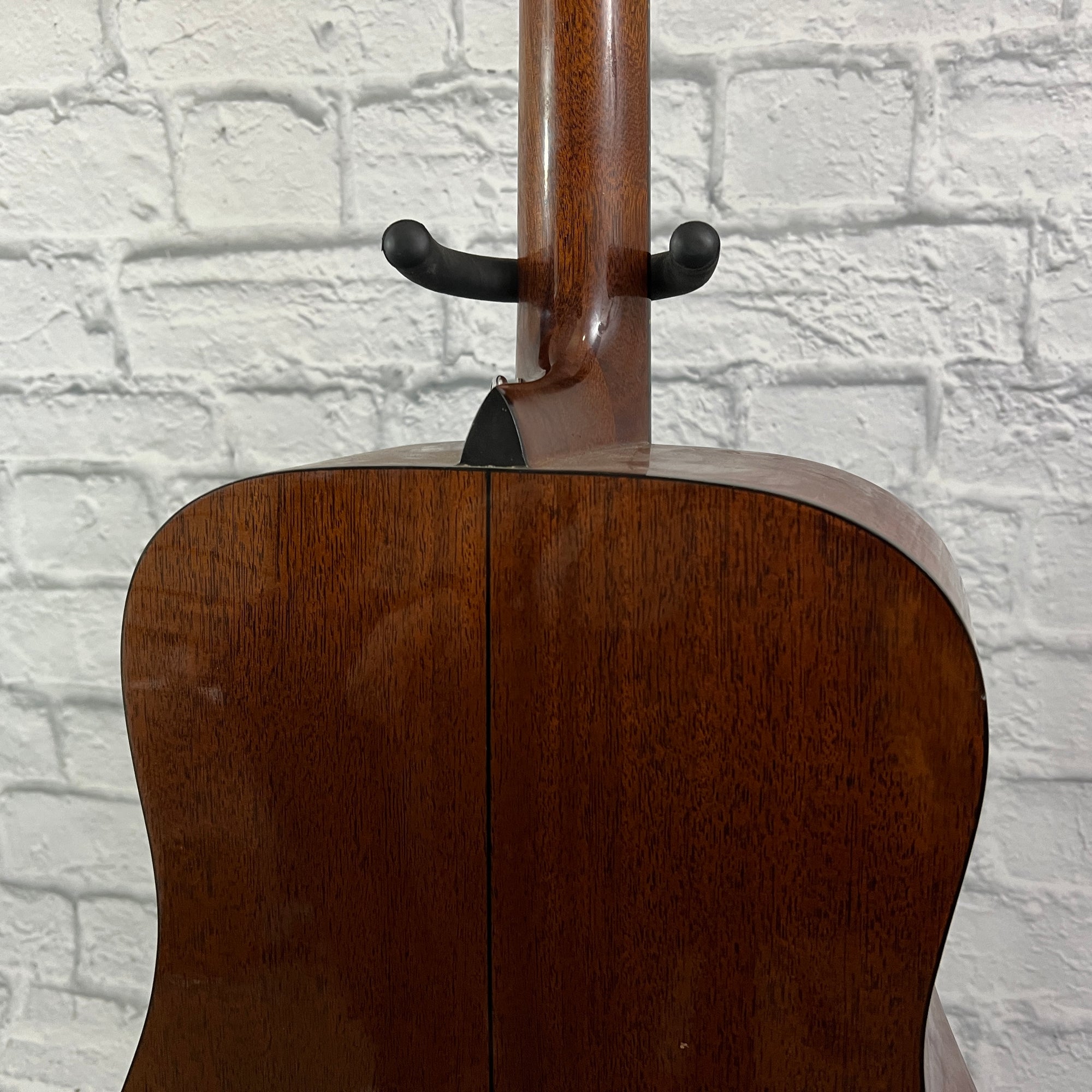 Vintage MIK Lotus L-107 Acoustic Guitar w/ Chipboard Case