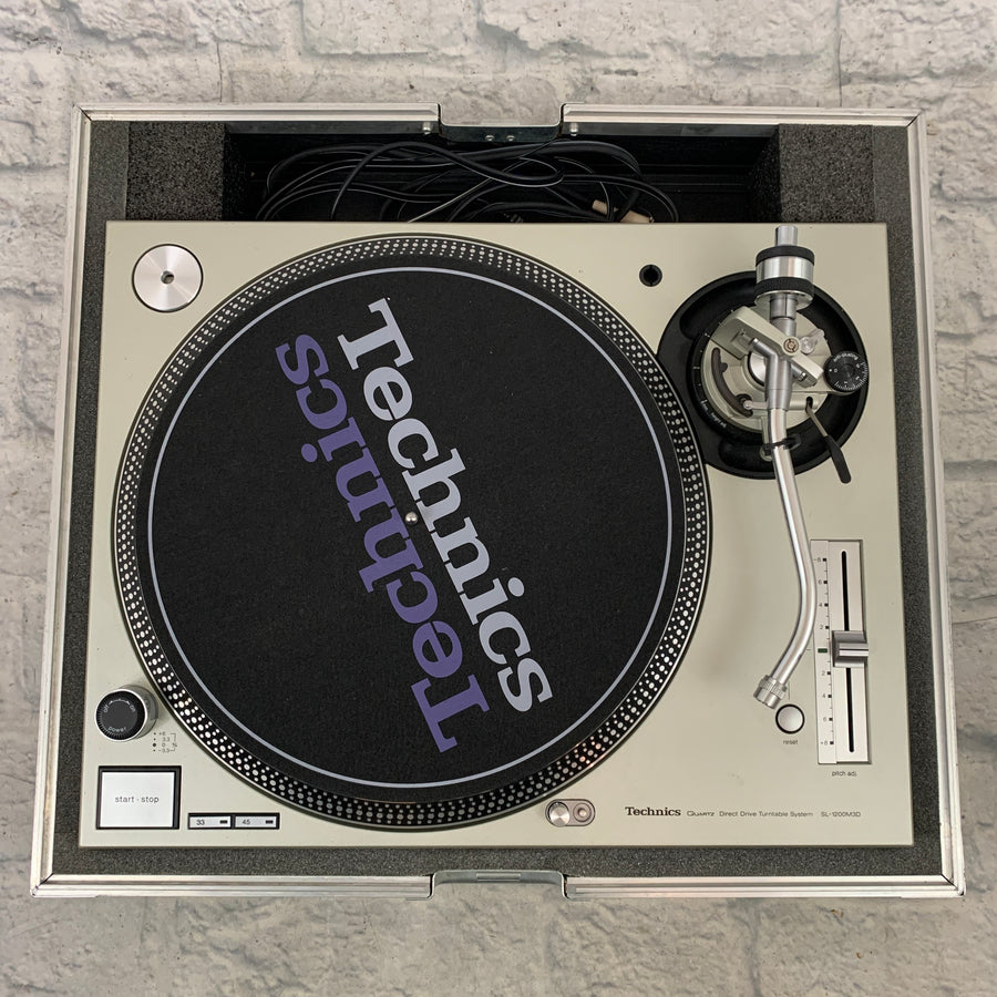Technics SL-1200M3D Quartz Locking Direct Drive DJ Turntable