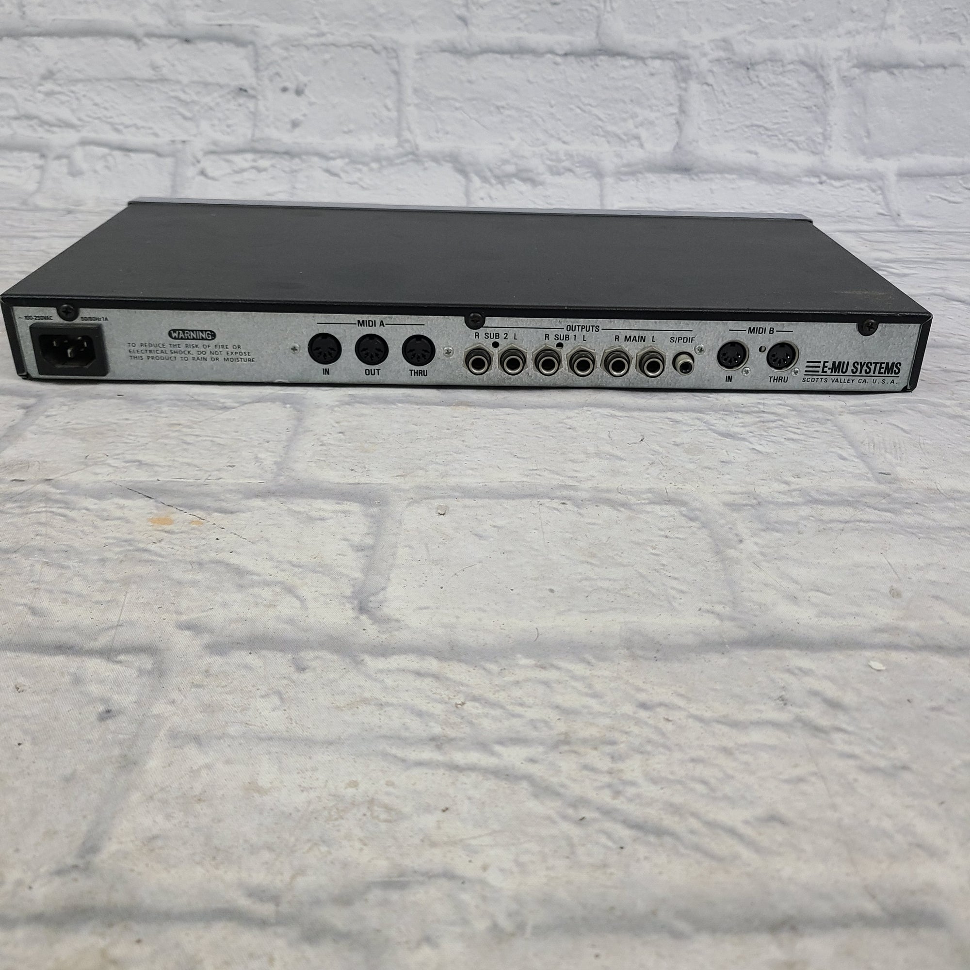 EMU Vintage Pro Rackmount Synth Module
