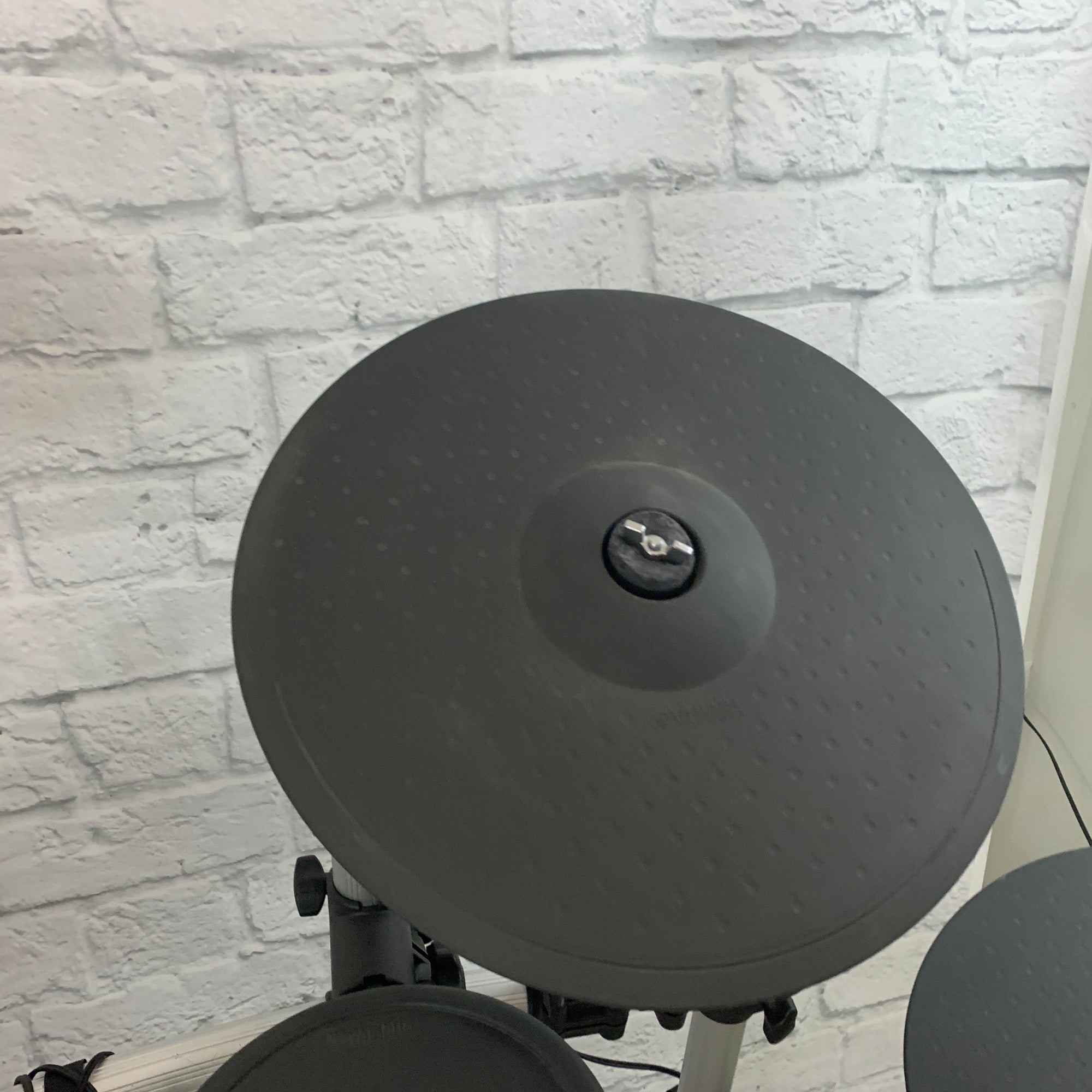 Yamaha DTExpress III Electric Drum Kit with Extra Cymbal and