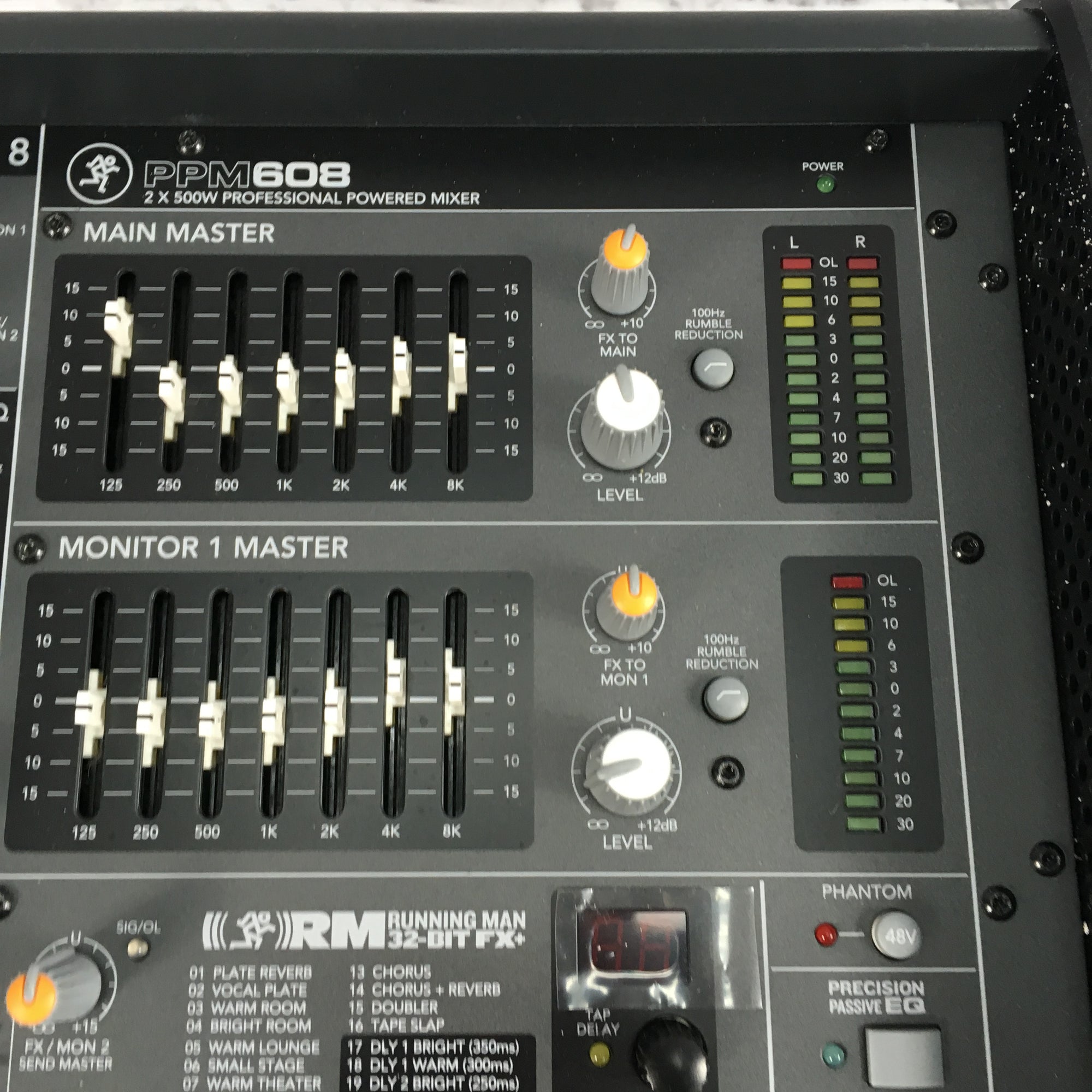 Mackie PPM608 Powered Mixer