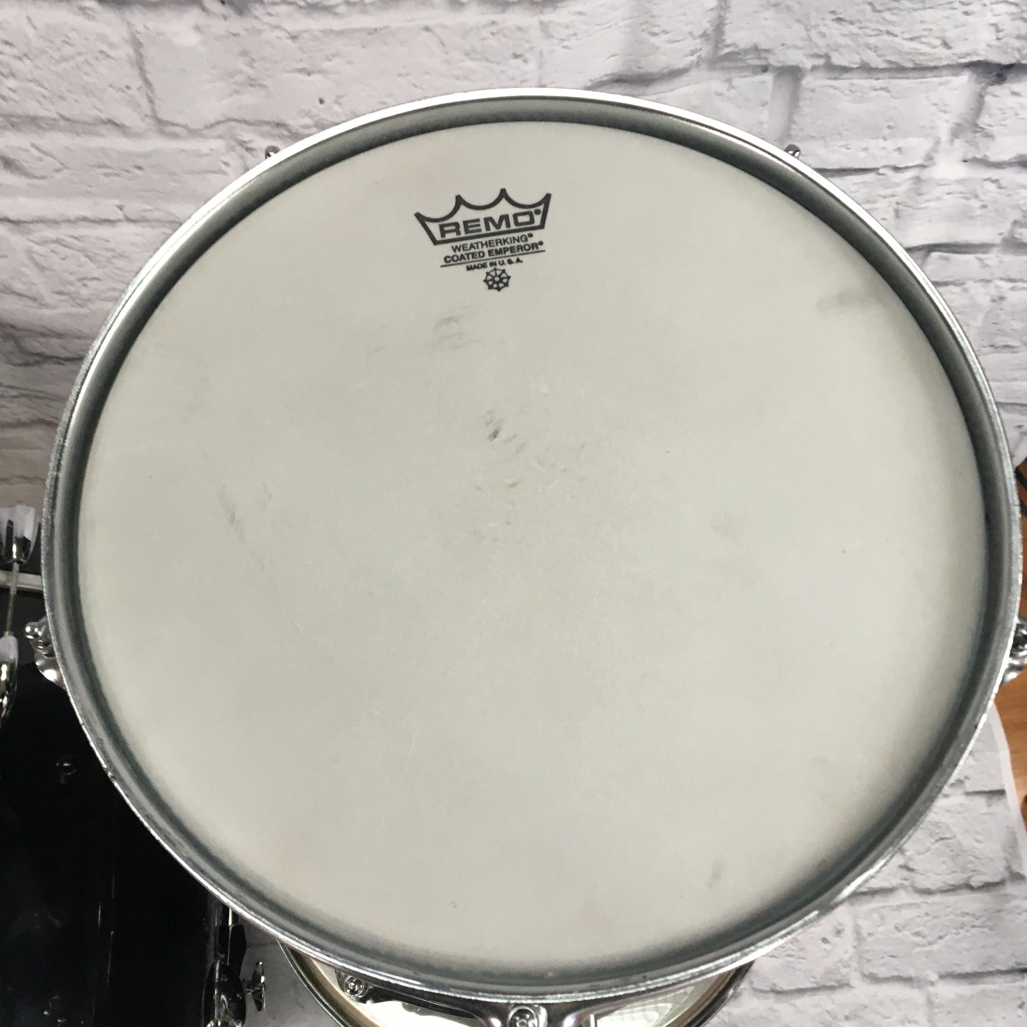 Unknown 4pc Black Drum Set