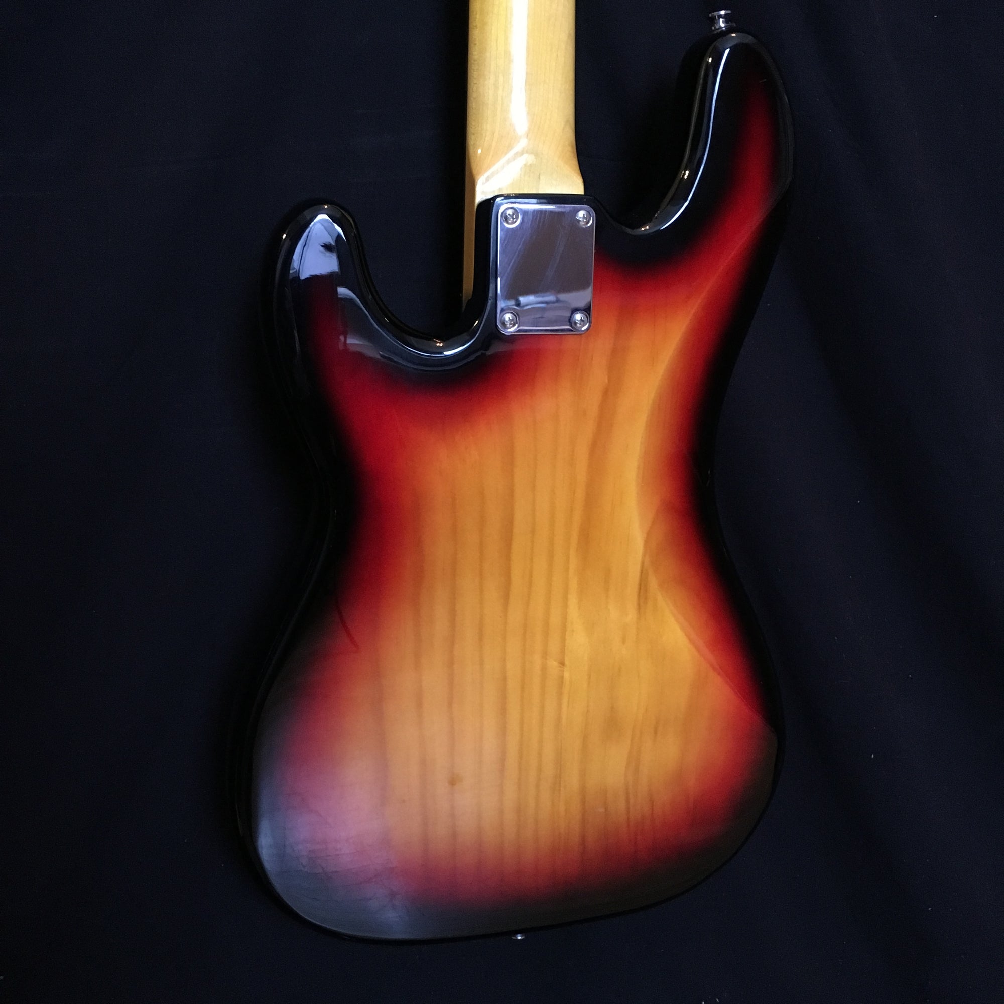 ** Vintage Brand V4SB 4 String Bass
