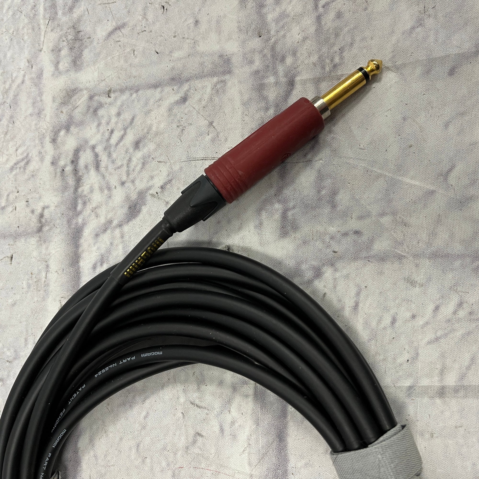 Mogami Gold 15' Instrument Cable Right Angle