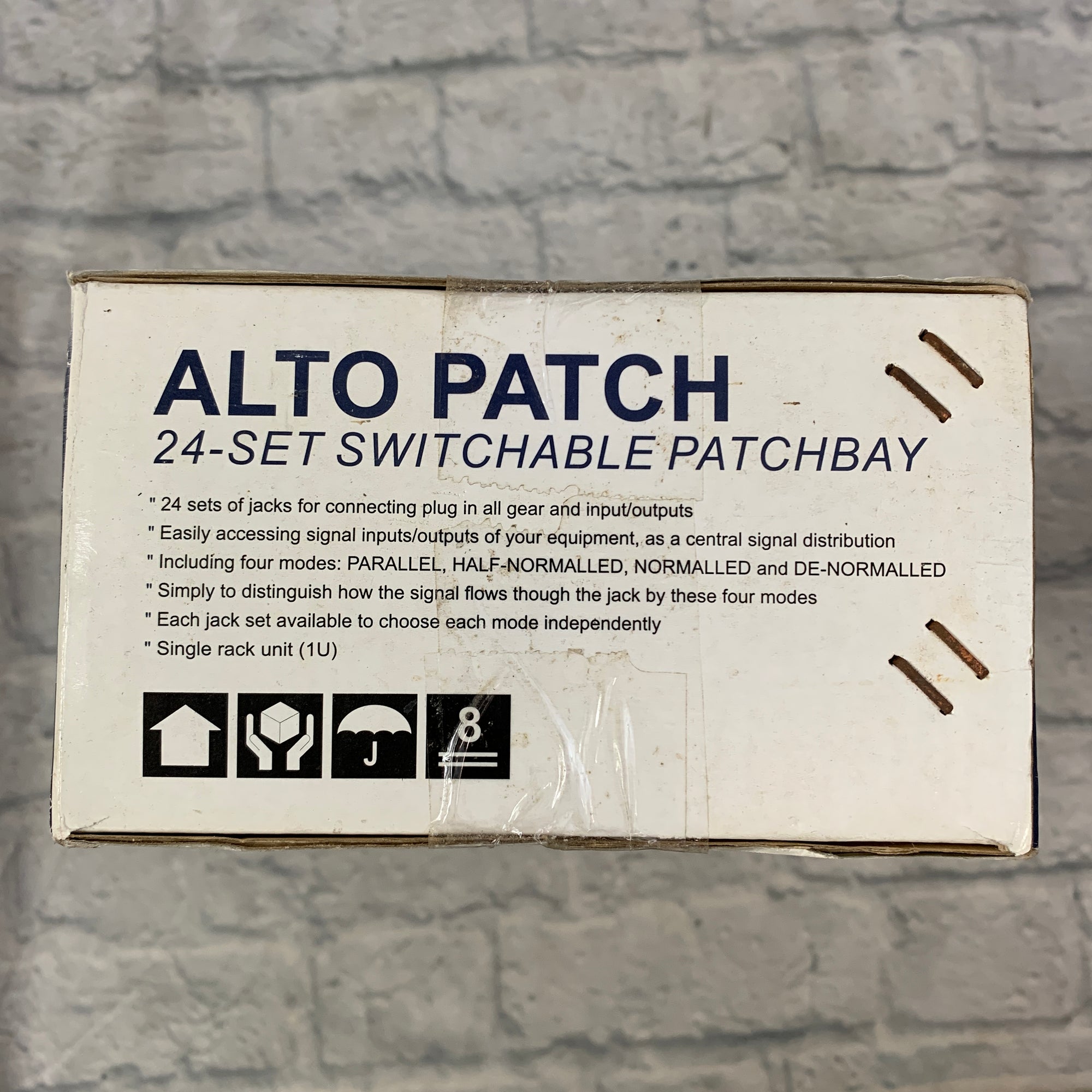 Alto 48-Point Rack Patchbay - New Old Stock!