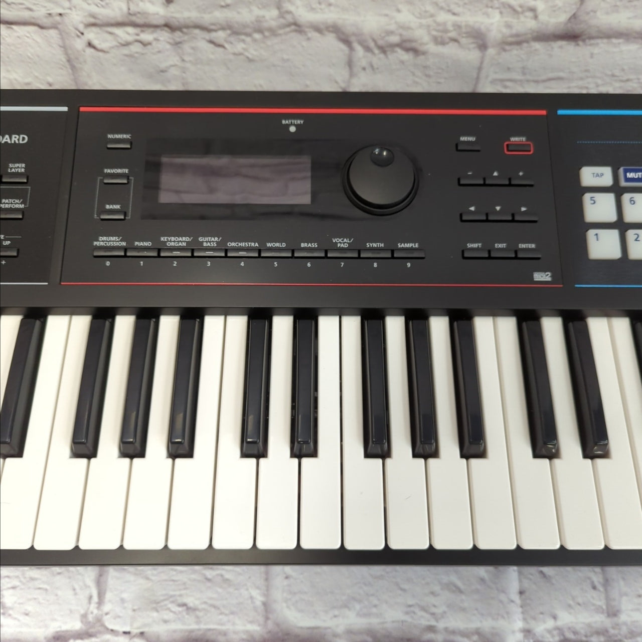 Roland Juno-DS 61-Key Synthesizer
