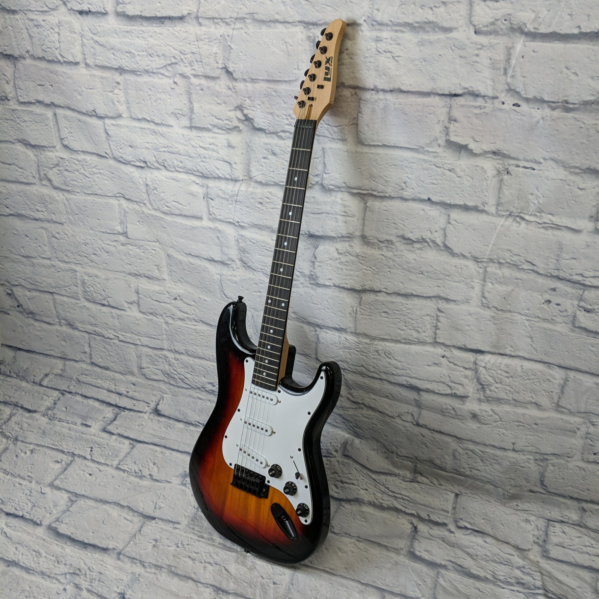 Lyx Pro Strat Style Electric Guitar