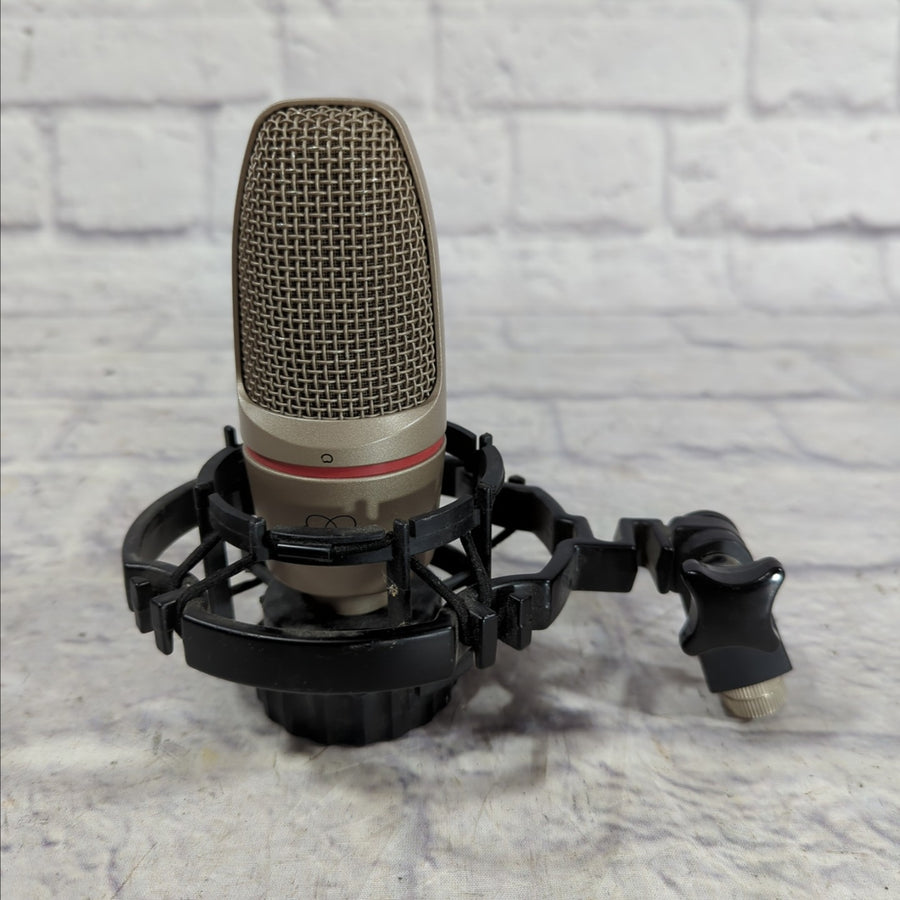 AKG C3000B Condenser Mic w/ Shock Mount