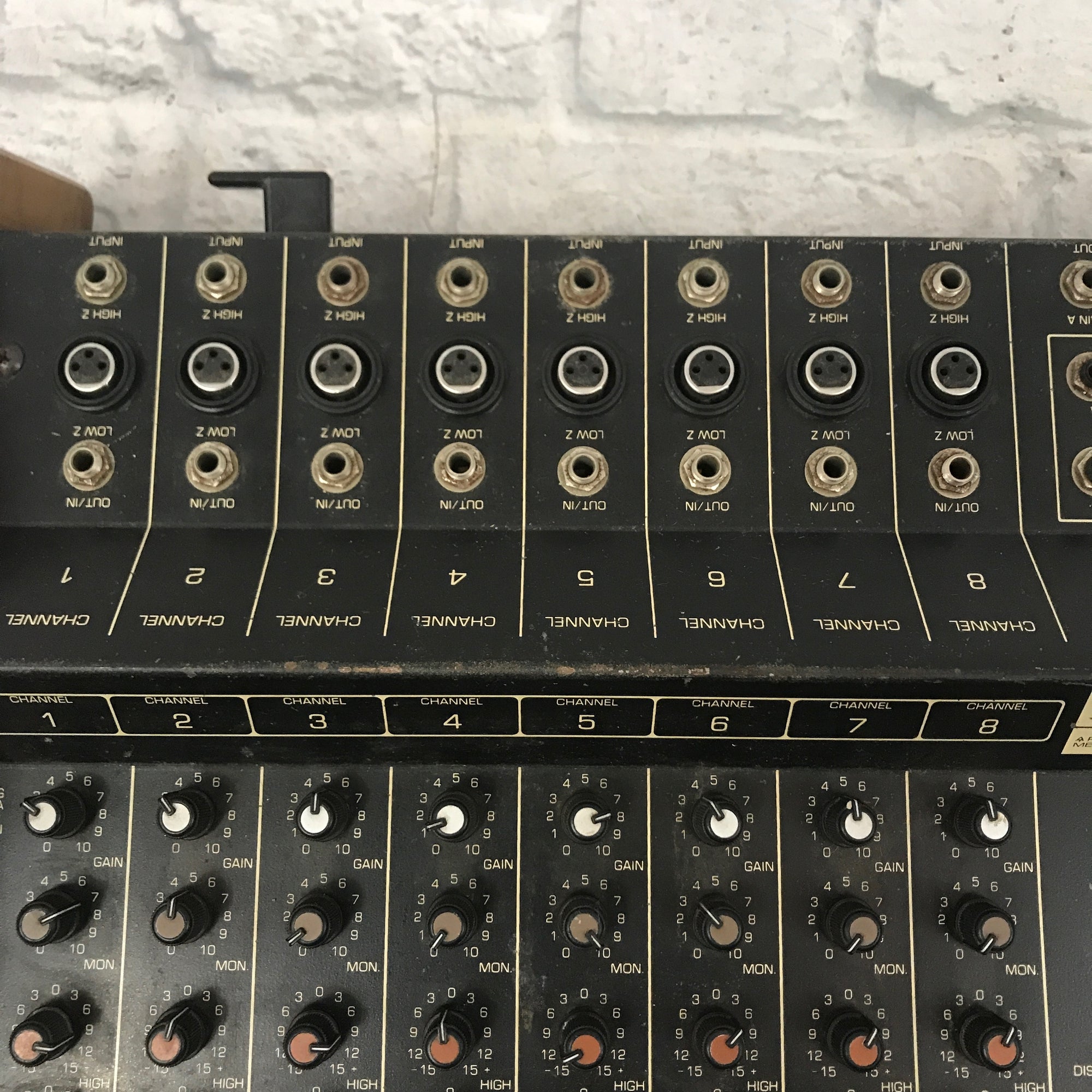 Peavey MD-8 8 Channel Mixing Board