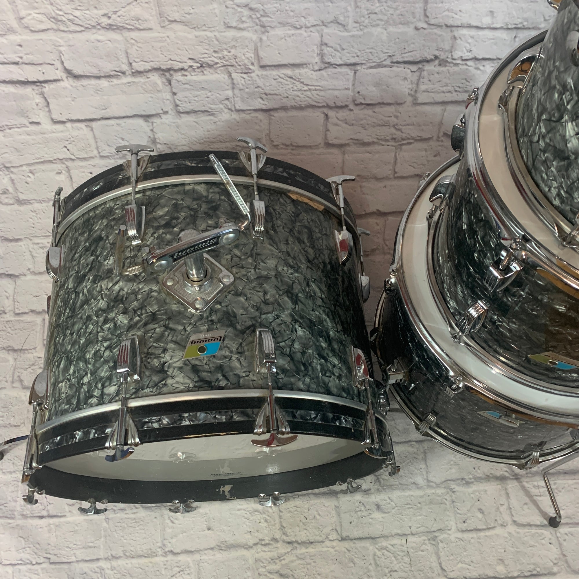 Vintage 70s Ludwig Black Diamond Pearl Drum Kit