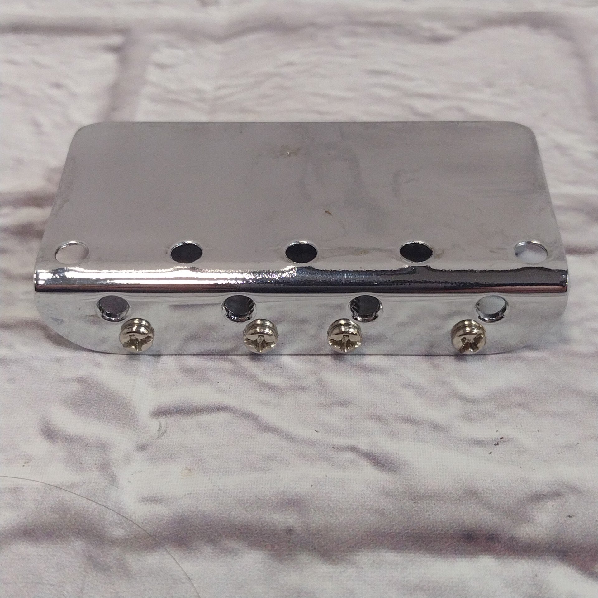 mlaval 4 String Bass Bridge with Mounting Screws