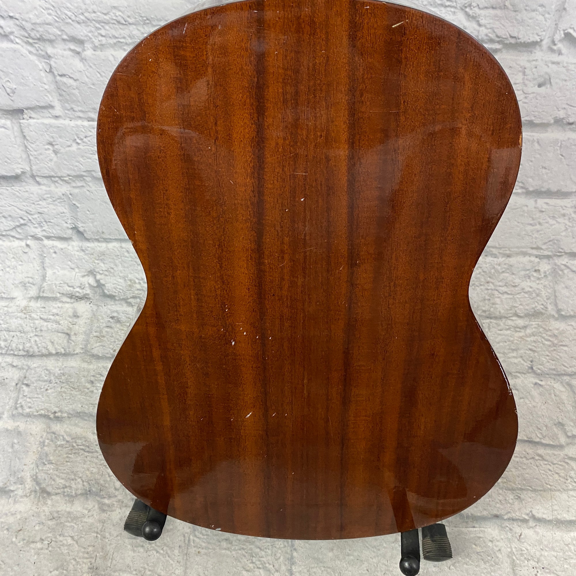 Yamaha G-231ii Classical Acoustic Guitar