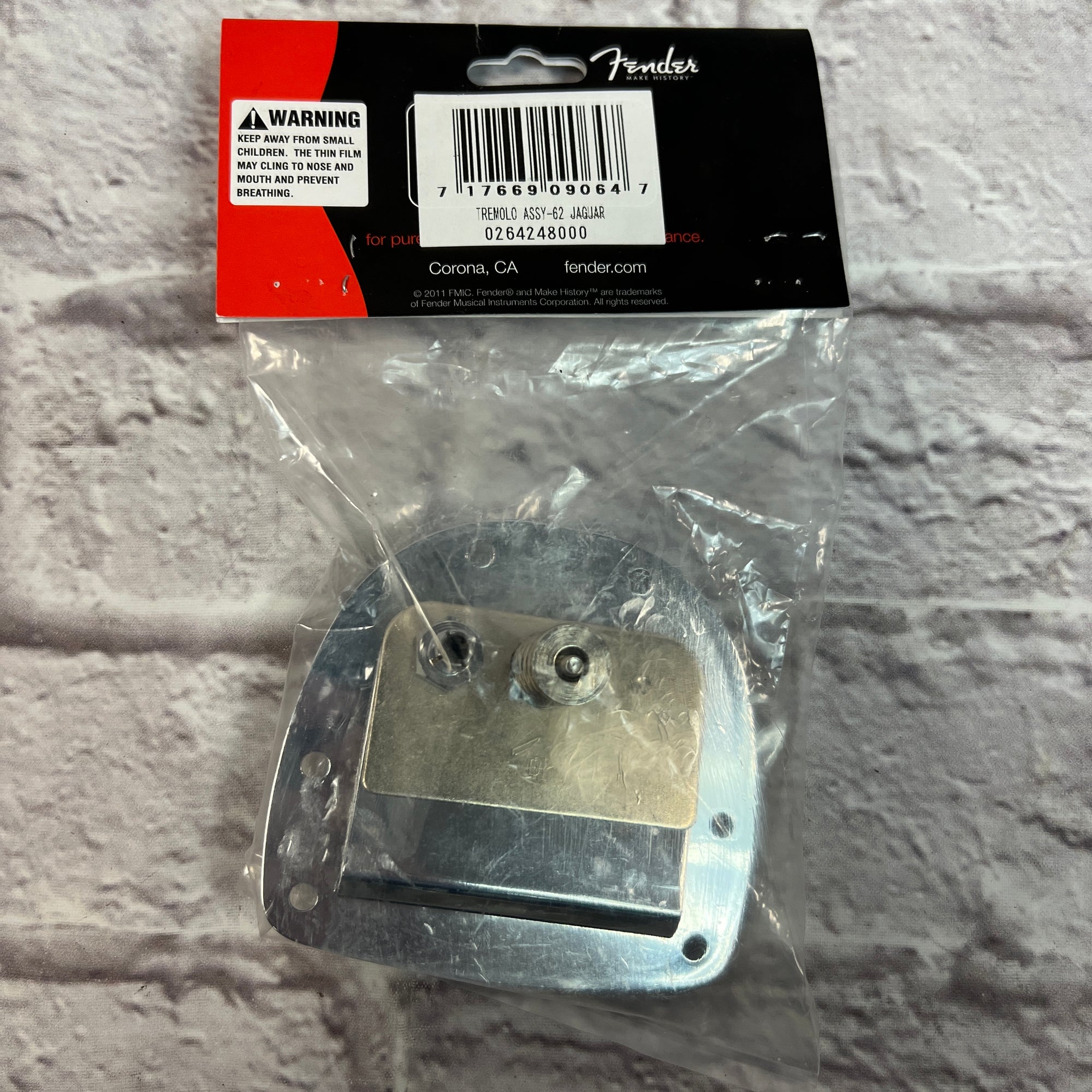 Unknown / Squier Tremolo Assembly