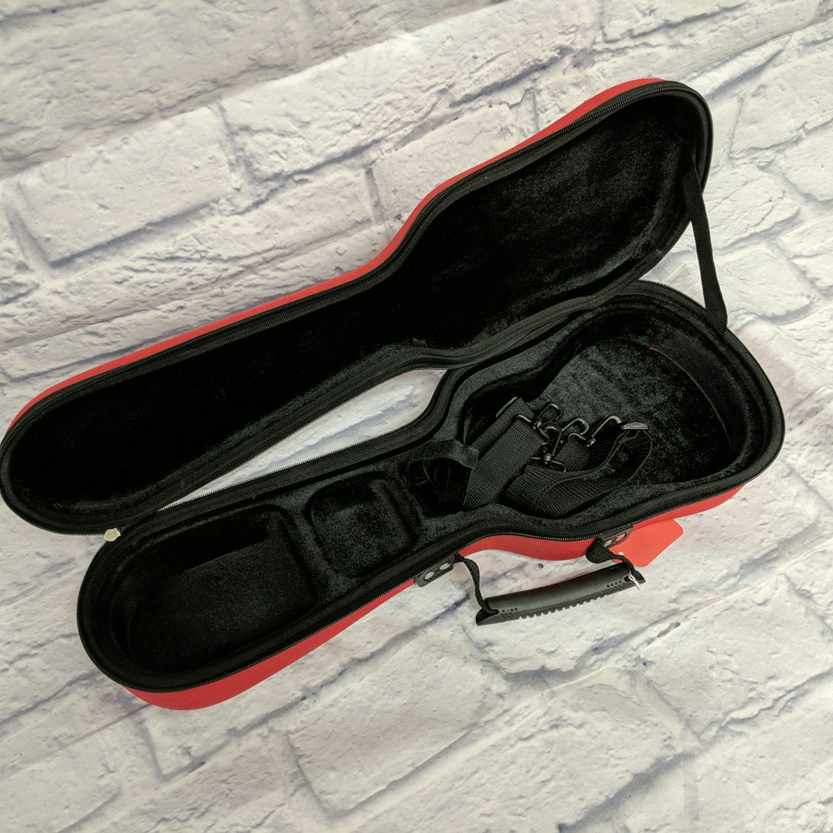 Red Soprano Ukulele Case w/shoulder strap