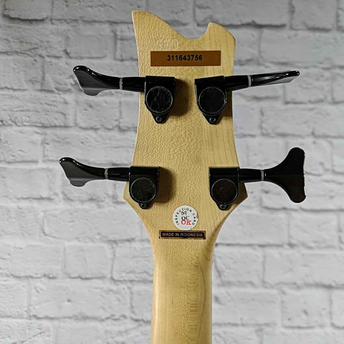 Kramer D-1 4 String Bass Guitar