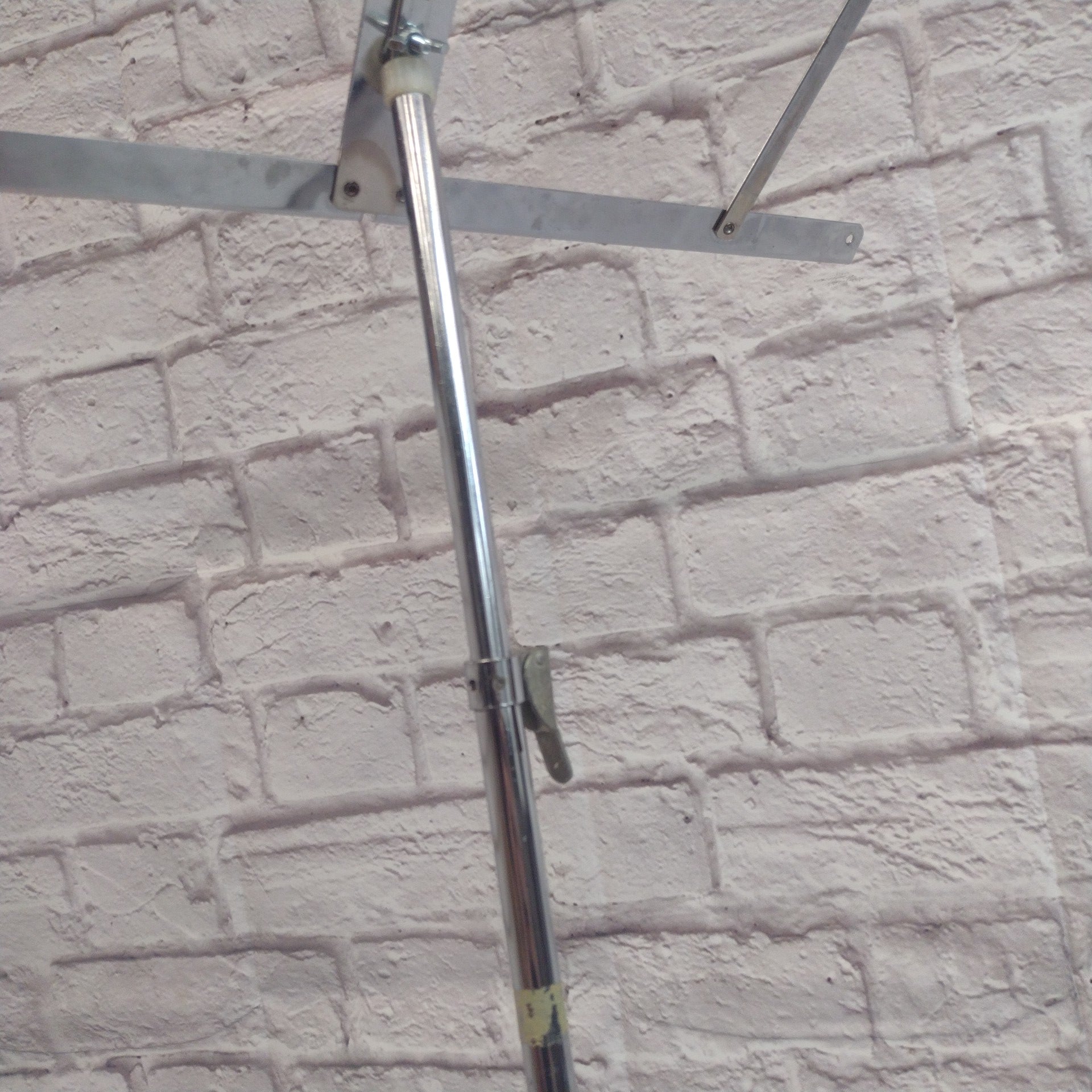 Unknown Wireframe Music Stand