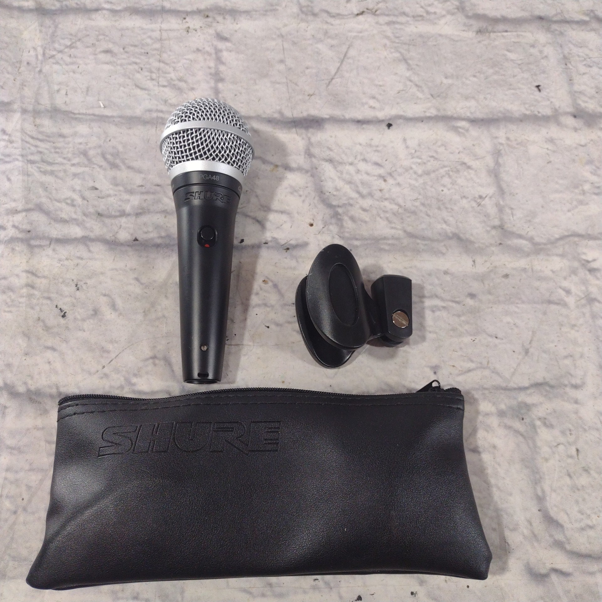 Shure PGA48 Microphone w/ carrying bag
