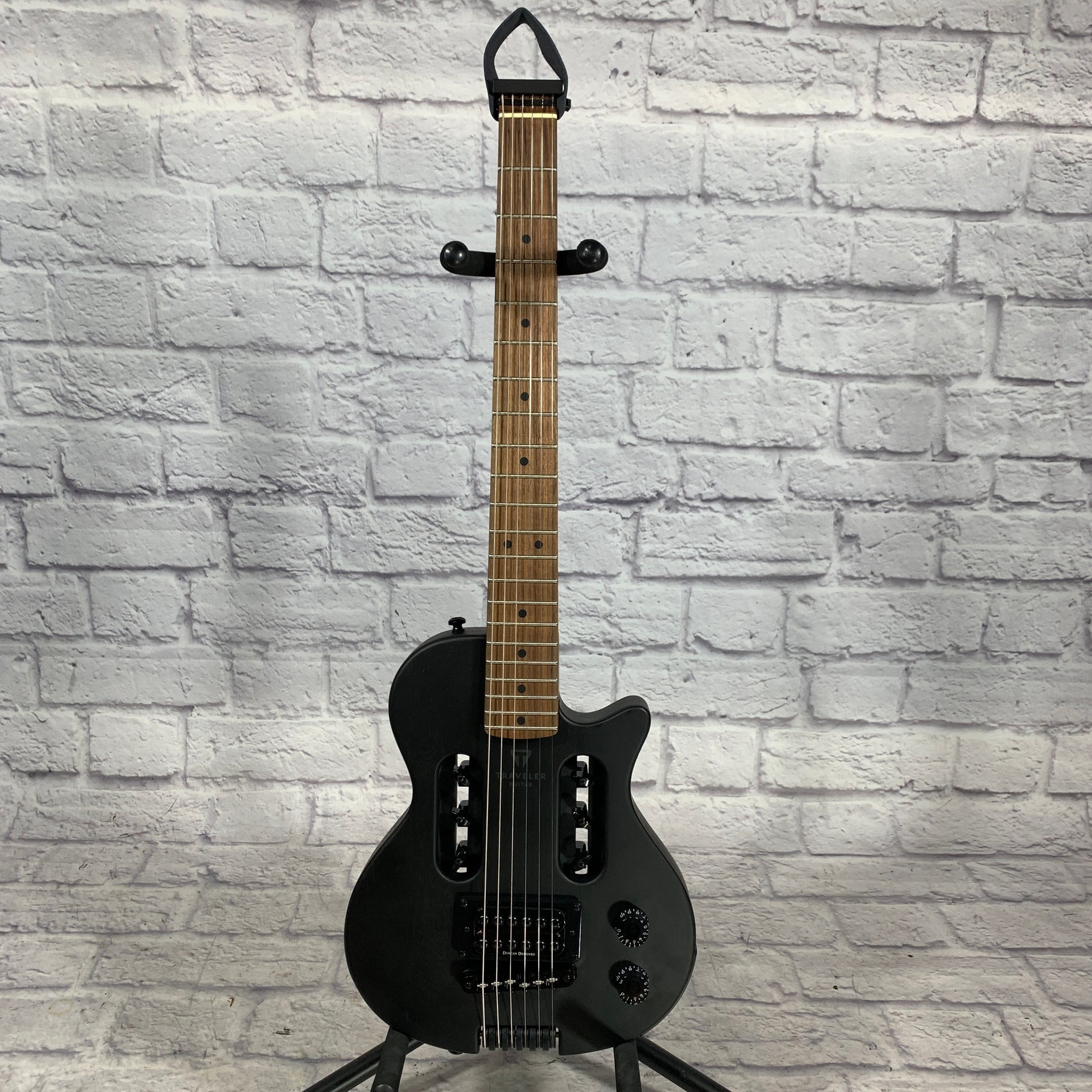 Traveler Electric Travel Guitar EG-1