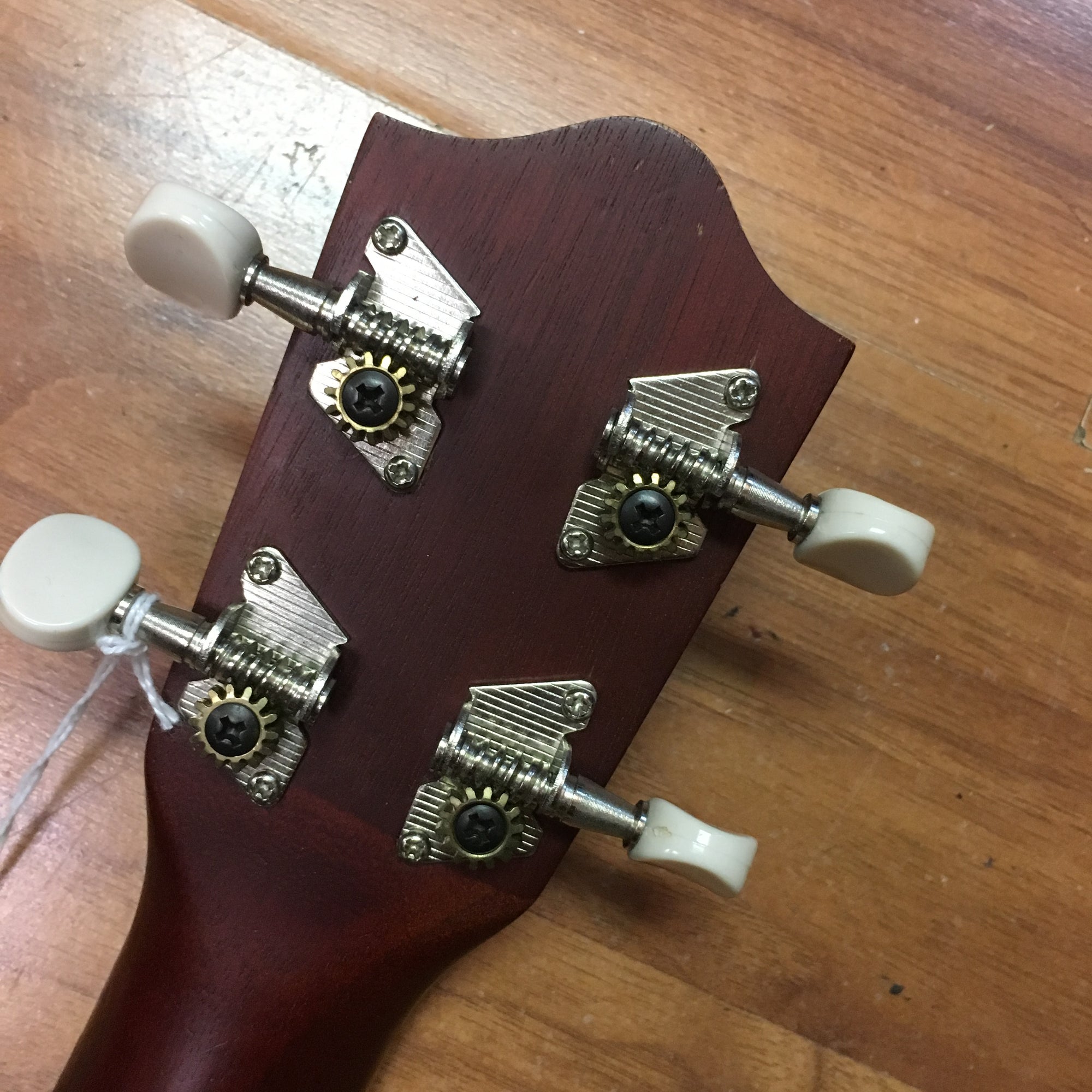 Lanikai LUTU-22SGC Ukulele