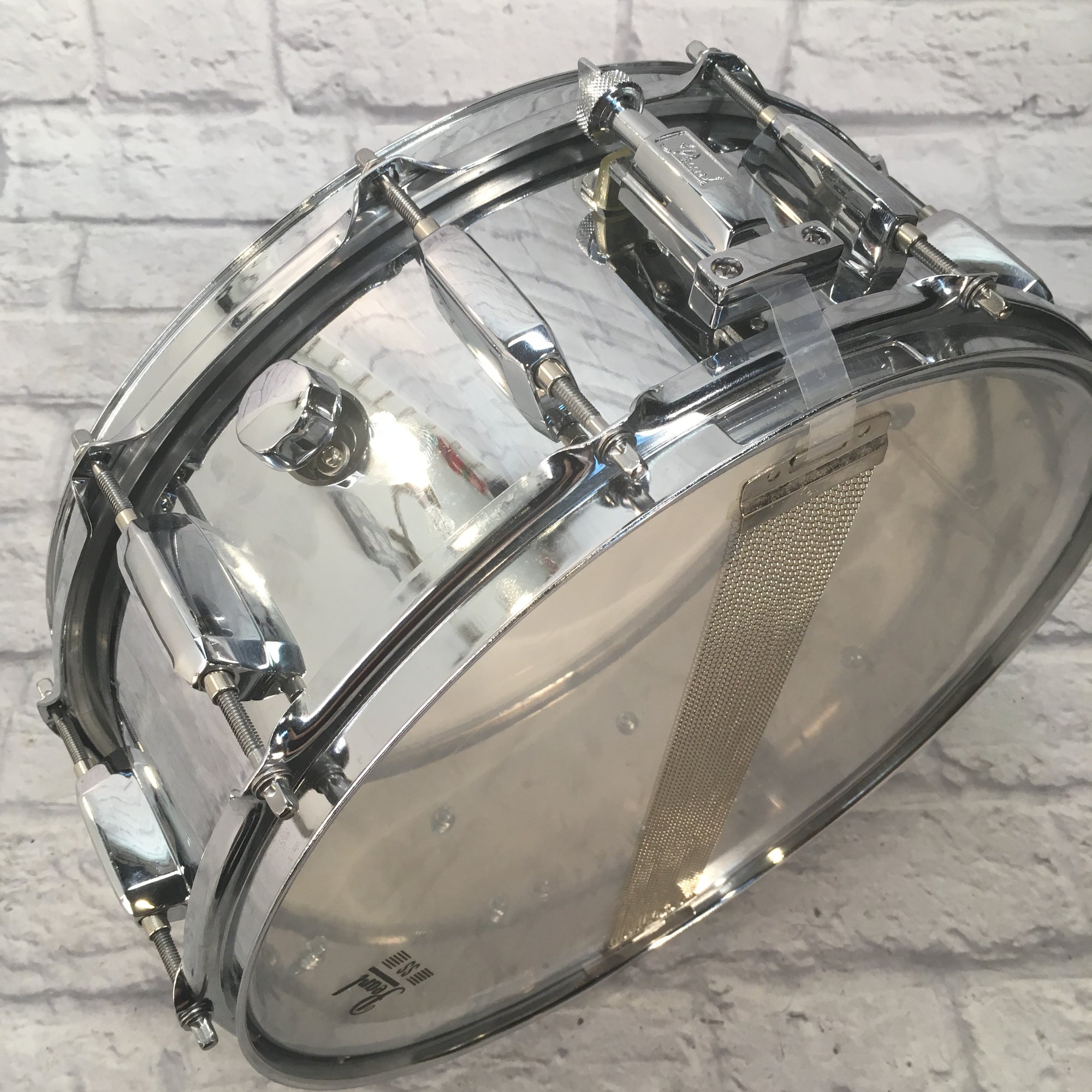 Pearl 14x5 Snare Drum