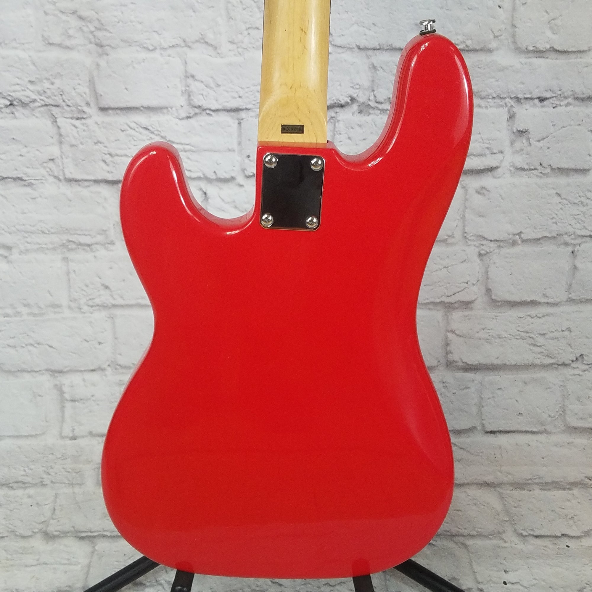 Crestwood 4 String P Bass Red
