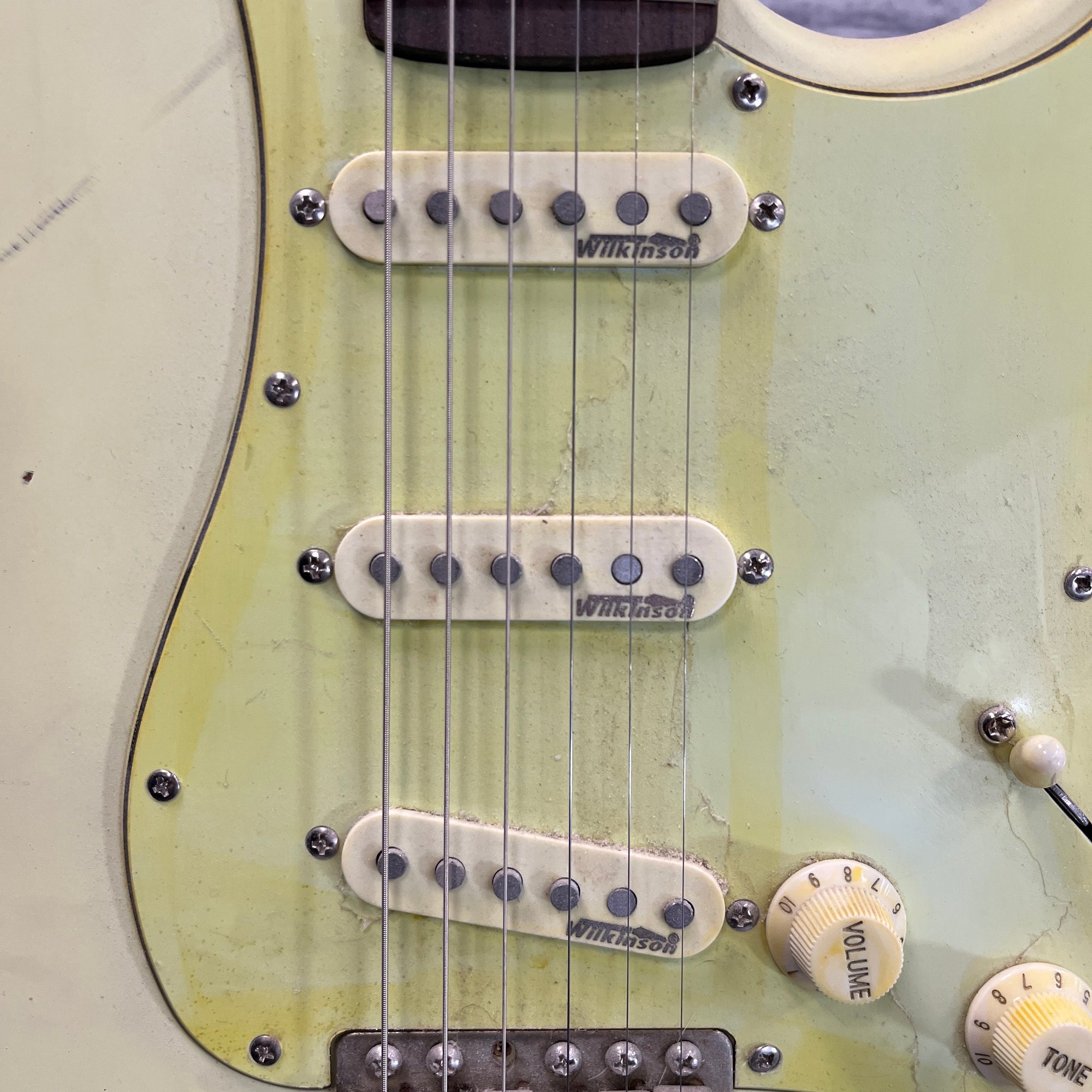 Vintage (Brand) V6MRTBG Distressed Finish Thomas Blug Strat
