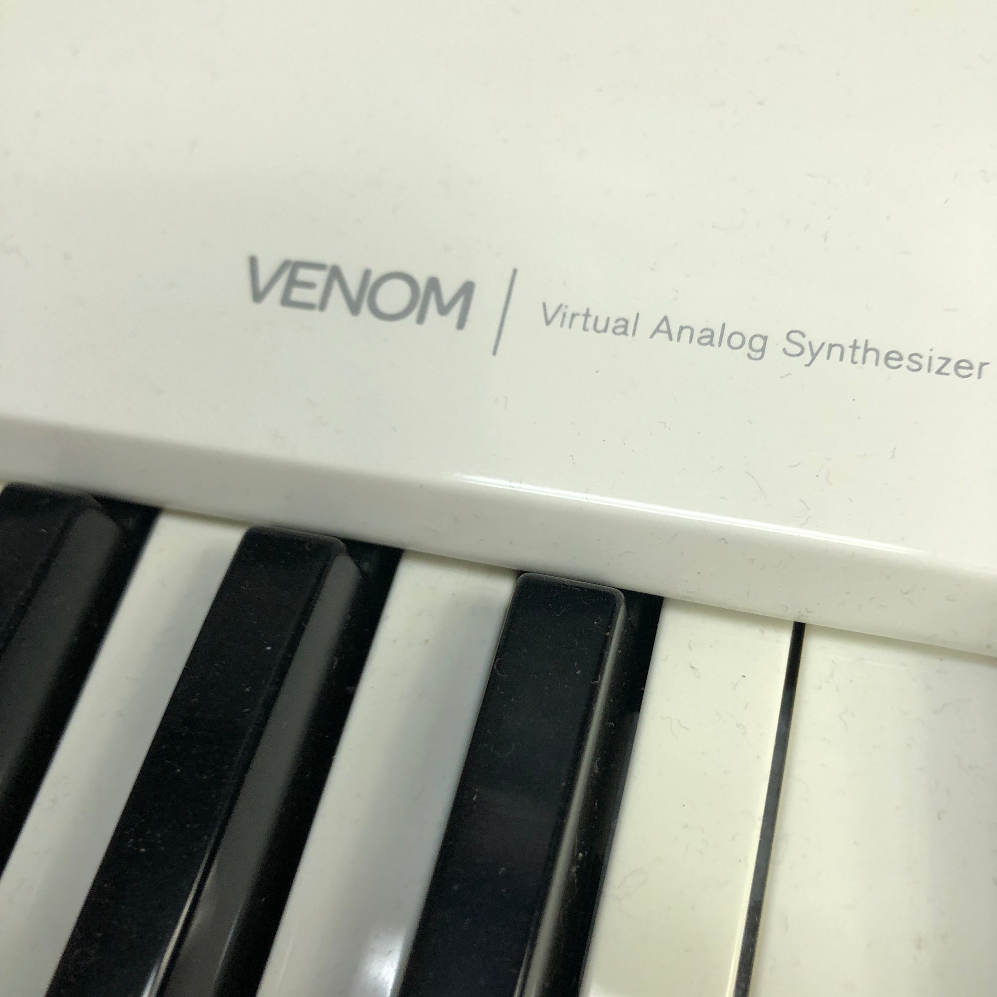 M-Audio Venom 49-Key Virtual Analog Synthesizer