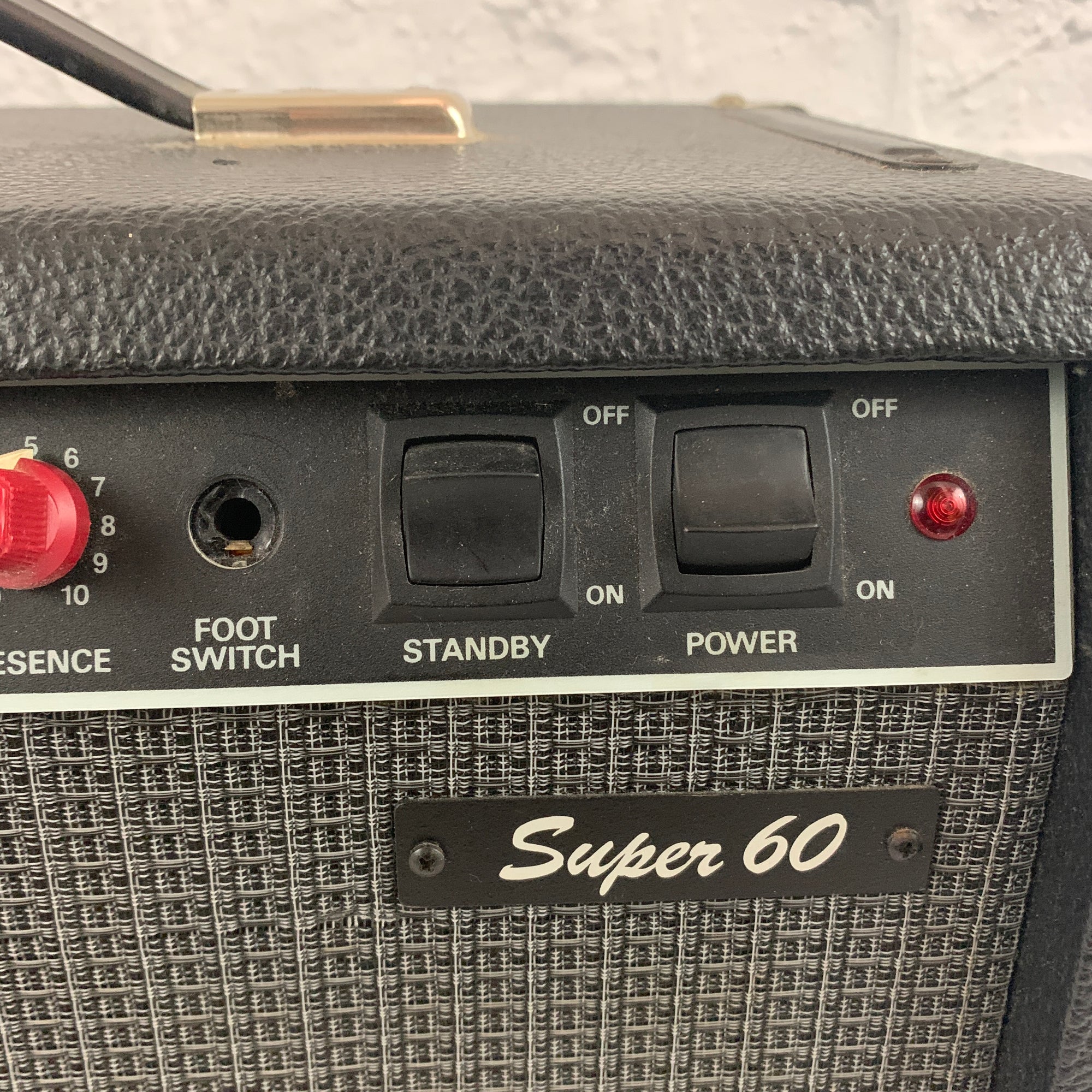 Fender Super 60 2-Channel 60-Watt 1x12" Guitar Combo