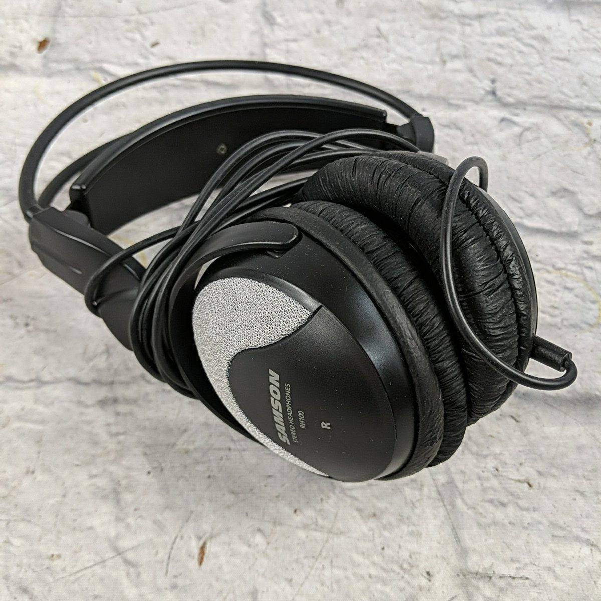 Samson RH100 Studio Headphones