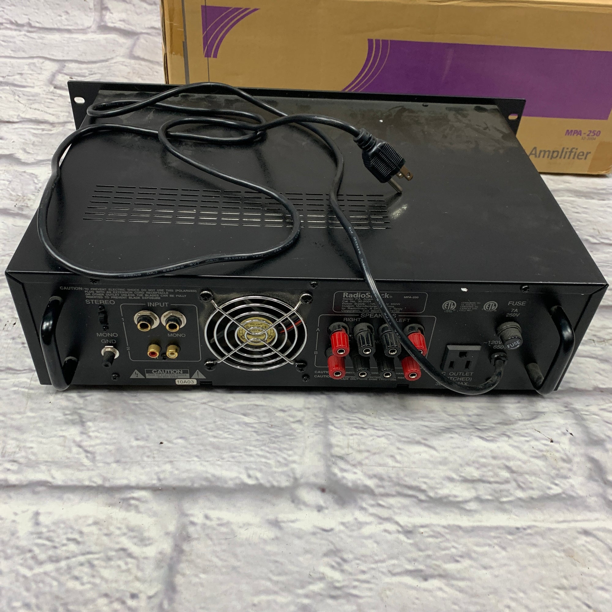 Radio Shack Optimus MPA250 250 Watt Amplifier Evolution Music