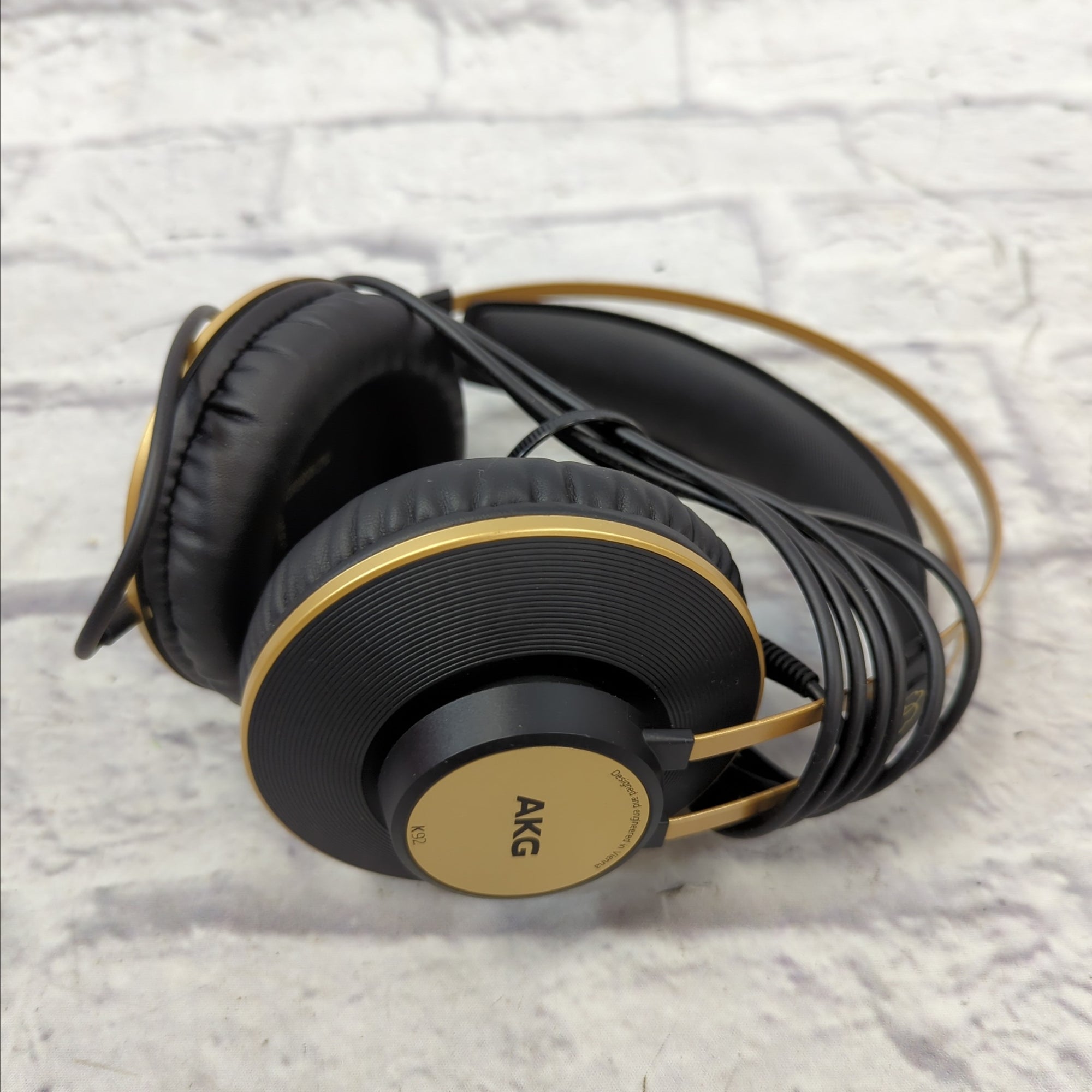 AKG K92 Stereo Headphones - Evolution Music