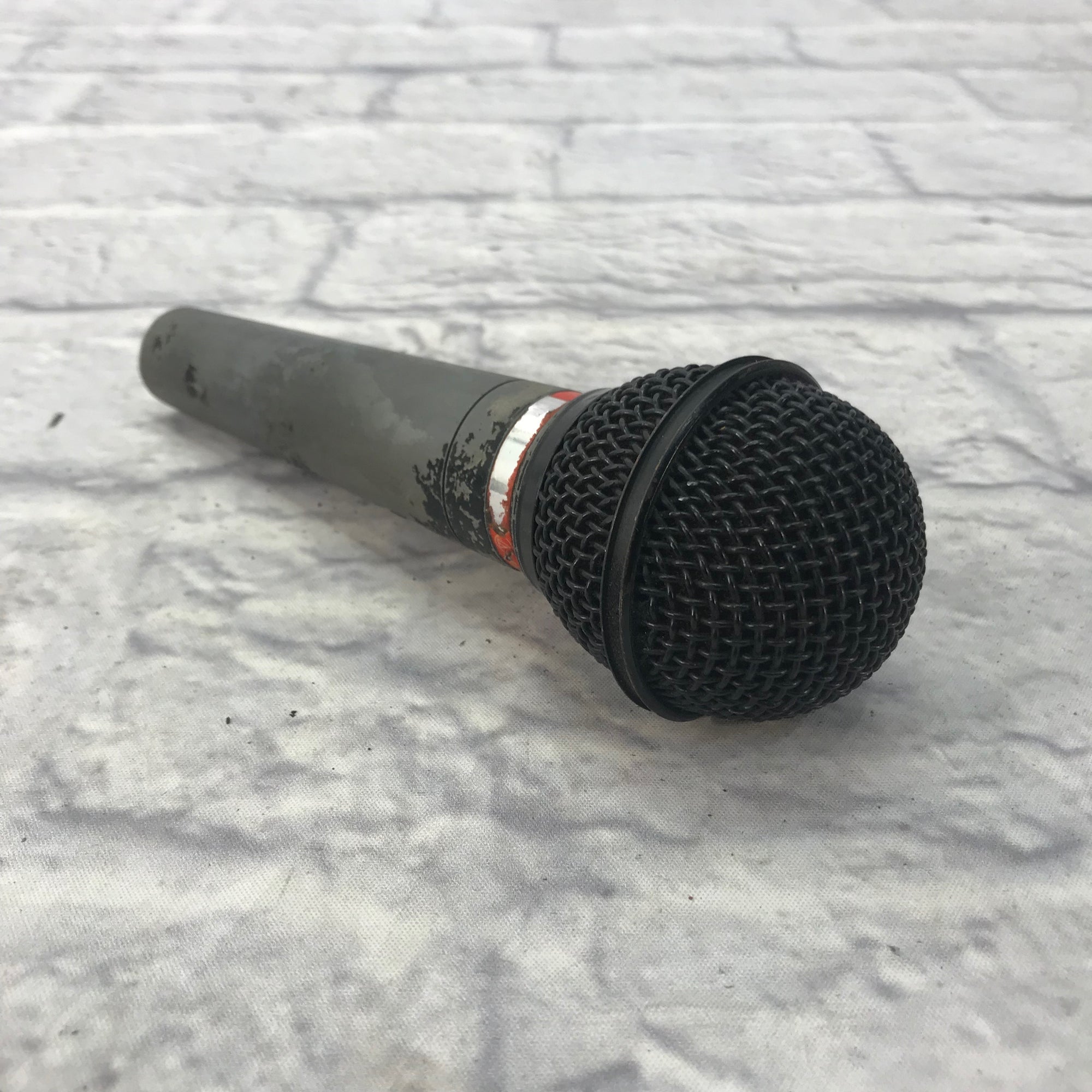 Audio Technica Dynamic Mic with Switch