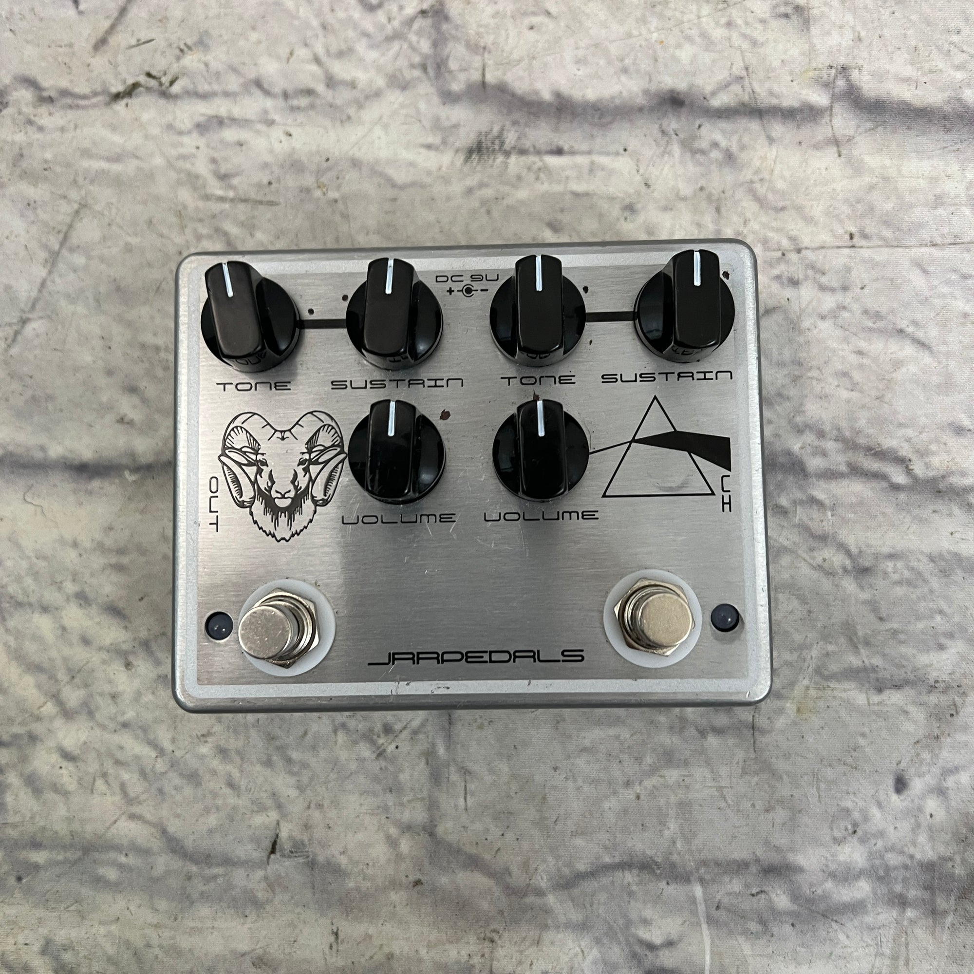 JRRPedals Ramshead Triangle Fuzz Pedal