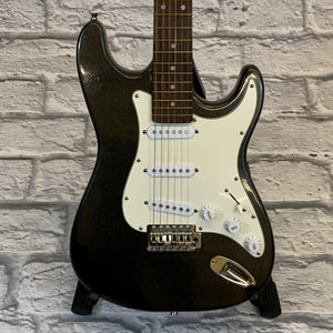 Strat-Style Electric Guitar Silver Sparkle