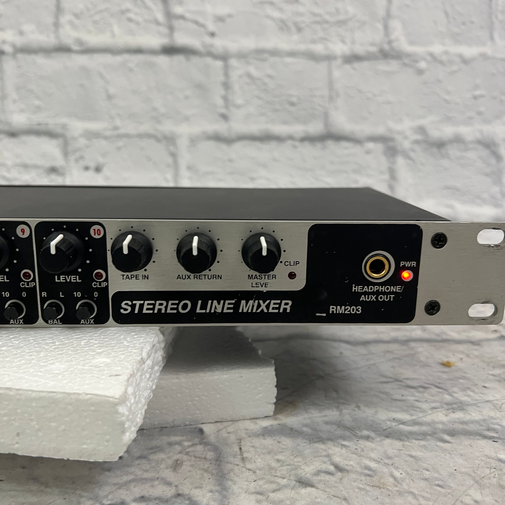Rolls RM203 Rackmount Stereo Line Mixer