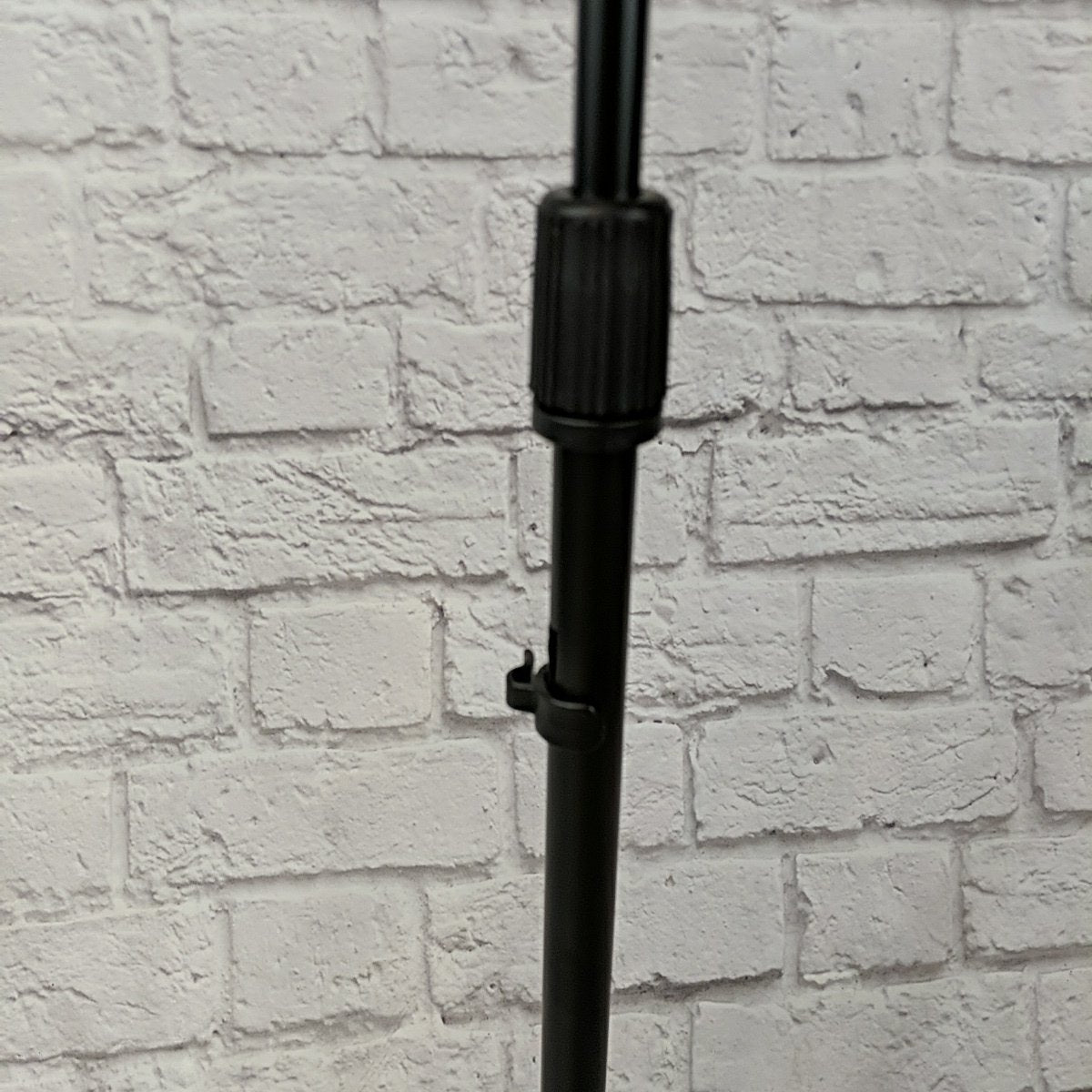 Hamilton StagePRO KB845M Euro Style Tripod Base Mic Stand with Telescoping Boom