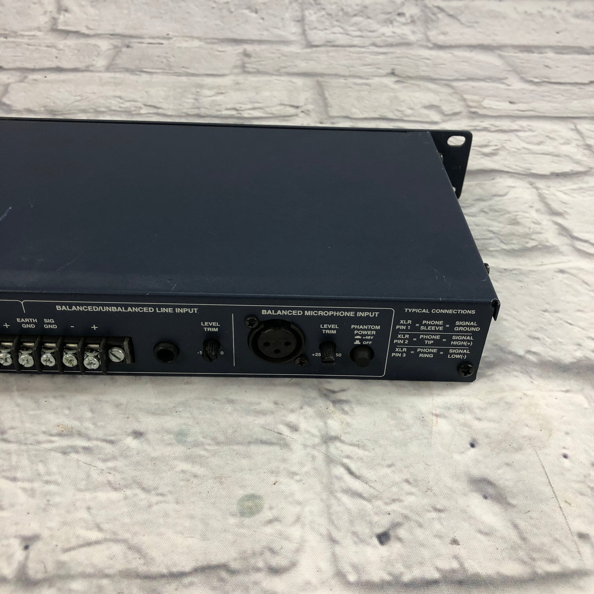 Symetrix 421M AGC Leveler / Limiter / Expander